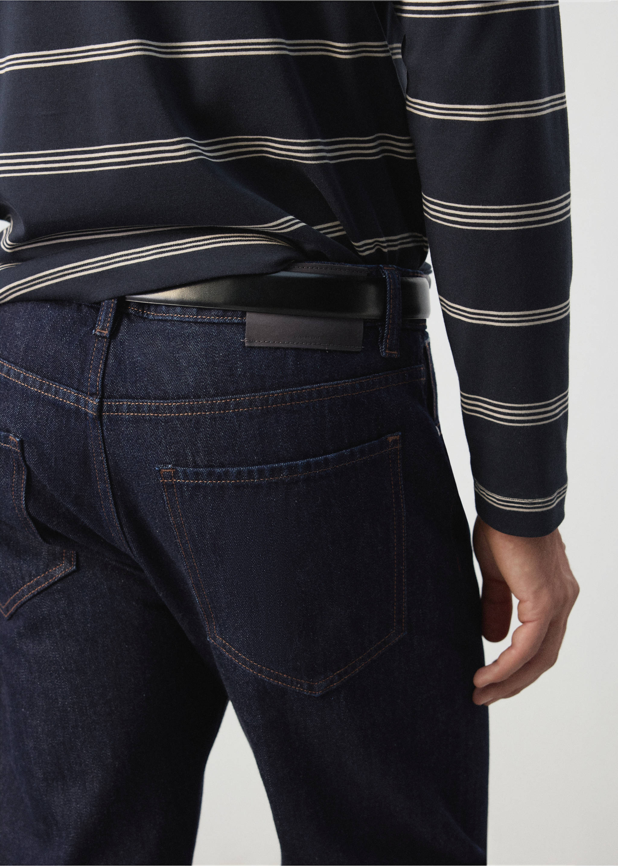 Regular fit jeans 100% cotton - Details of the article 4, Open Blue. Ref: 37045974-00.