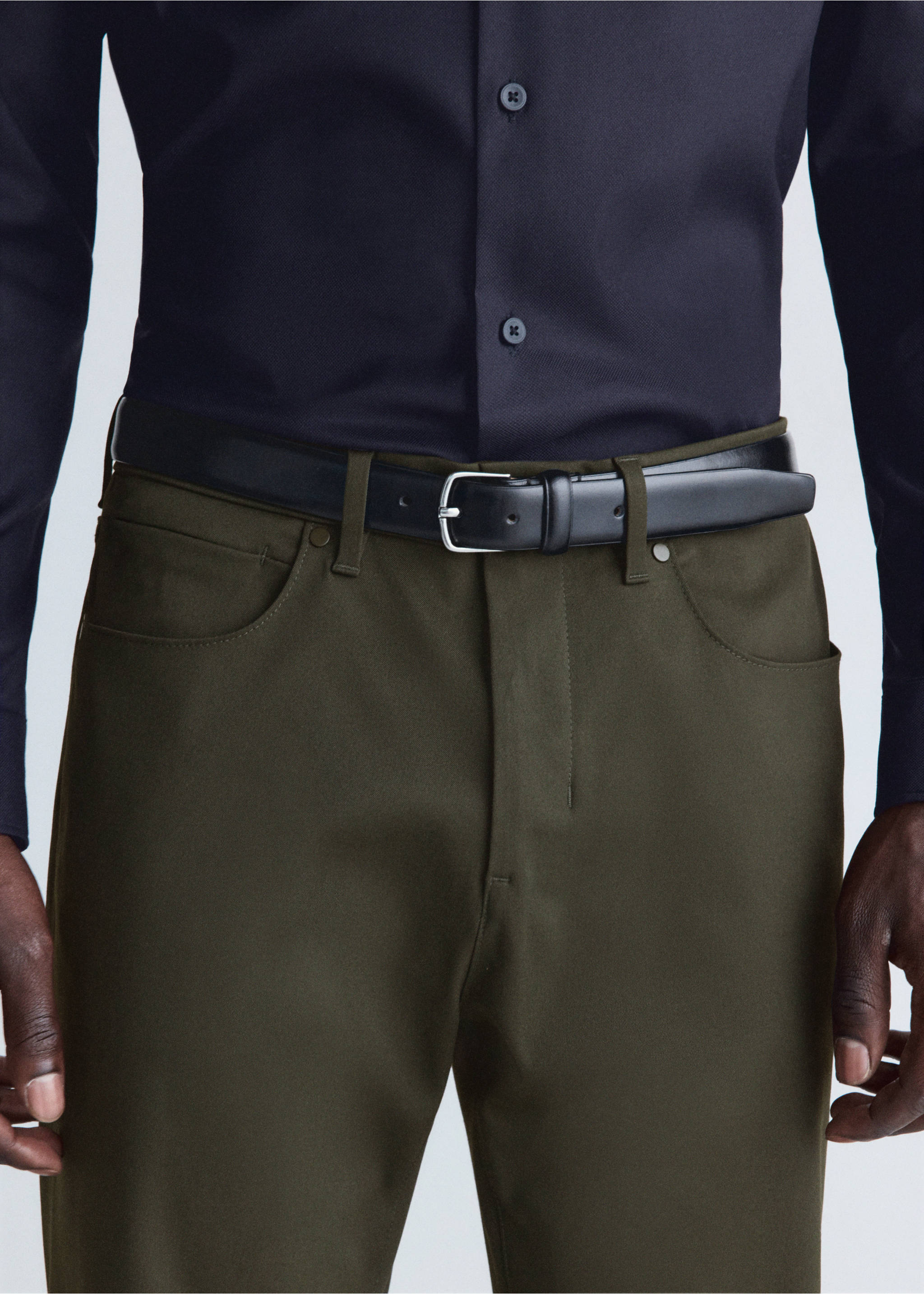 Thermolite® regular fit trousers - Details of the article 1, Khaki. Ref: 37045977-00.