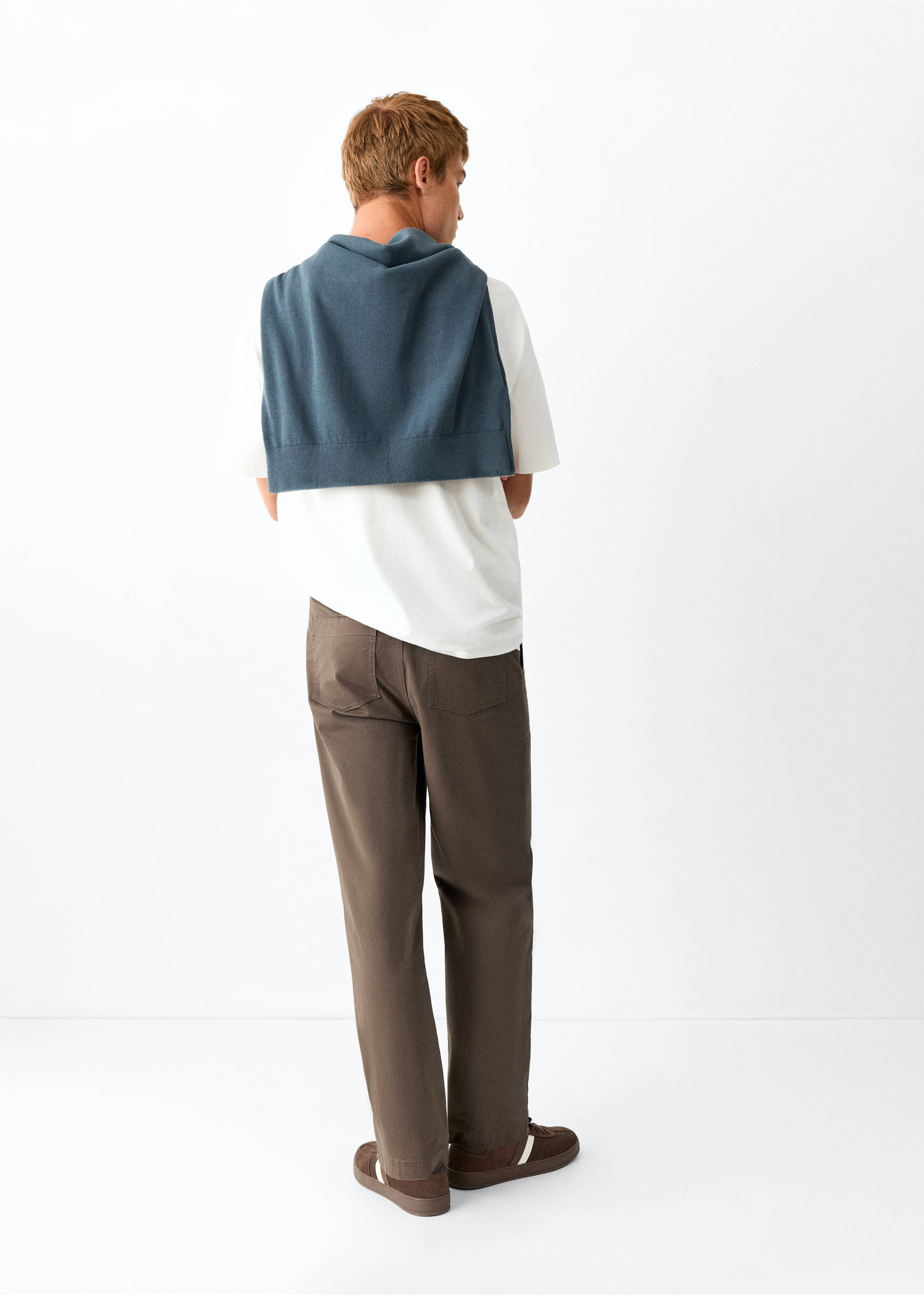 Pockets straight trousers - Reverse of the article, Brown. Ref: 37045983-00.