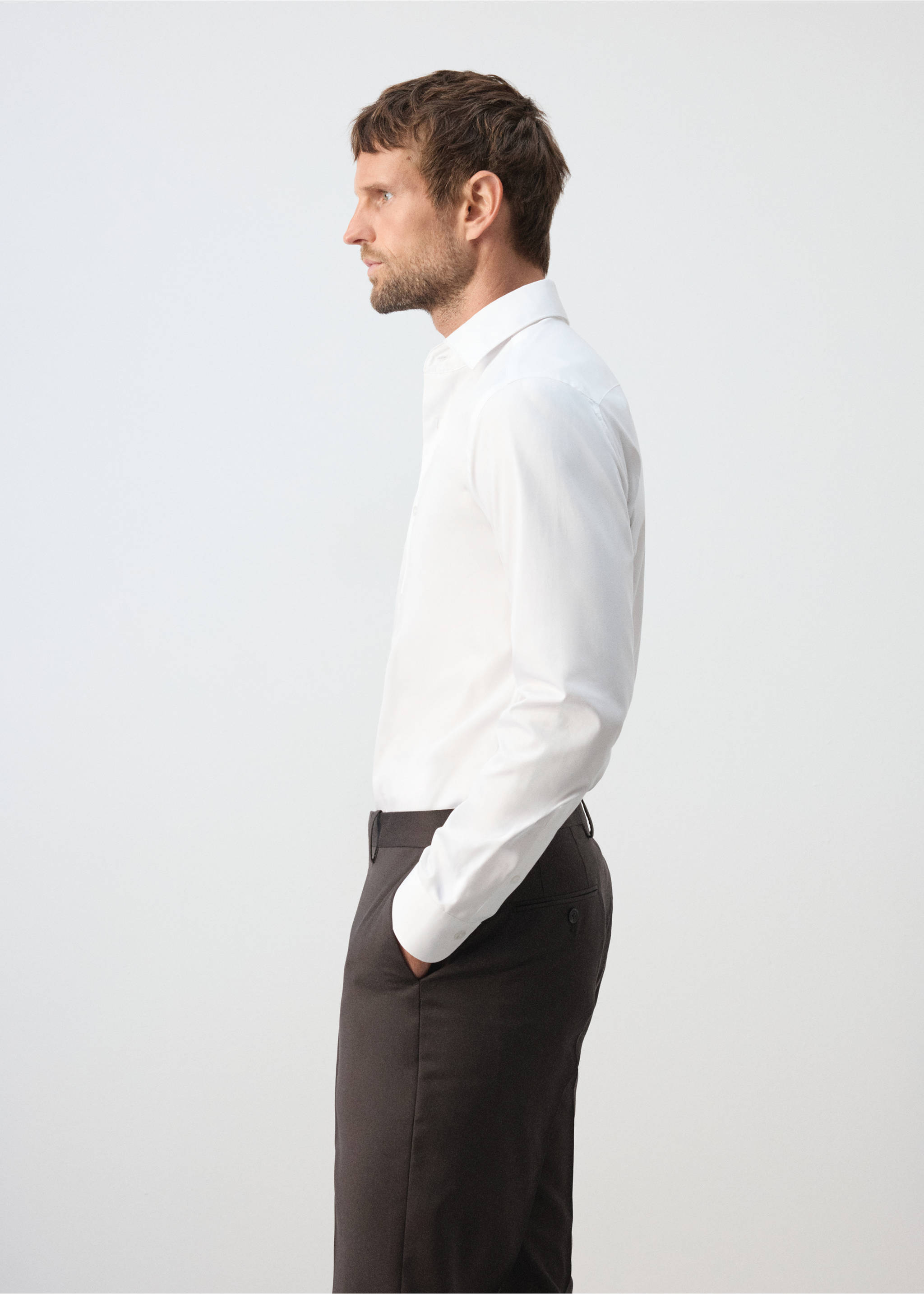 100% cotton slim-fit shirt - Details of the article 2, White. Ref: 37045985-00.