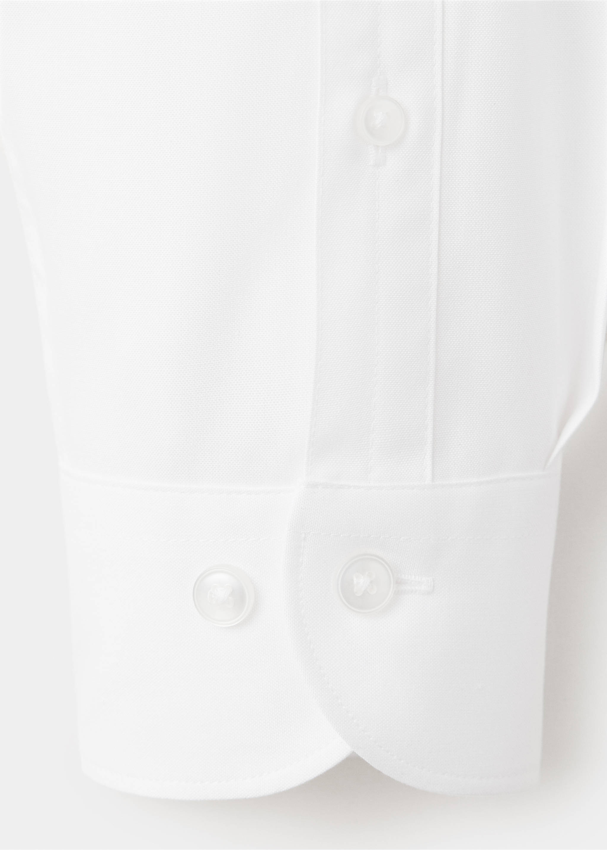 100% cotton slim-fit shirt - Details of the article 0, White. Ref: 37045985-00.