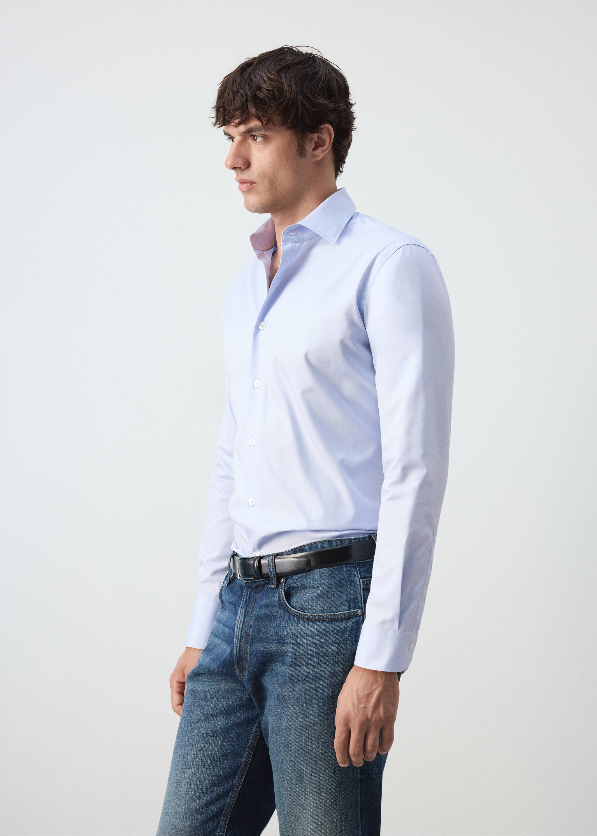 100% cotton slim-fit shirt - Details of the article 2, Sky Blue. Ref: 37045985-00.