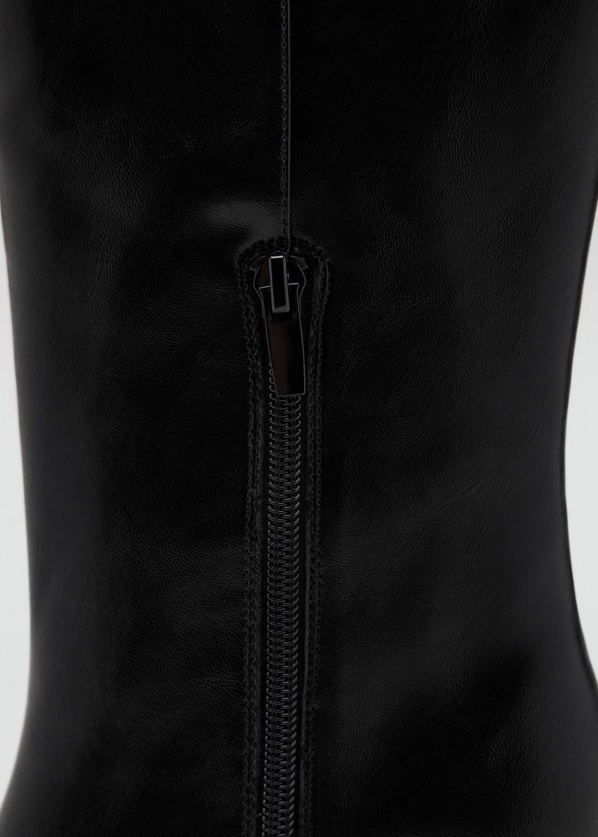 High stiletto heel boot — Black