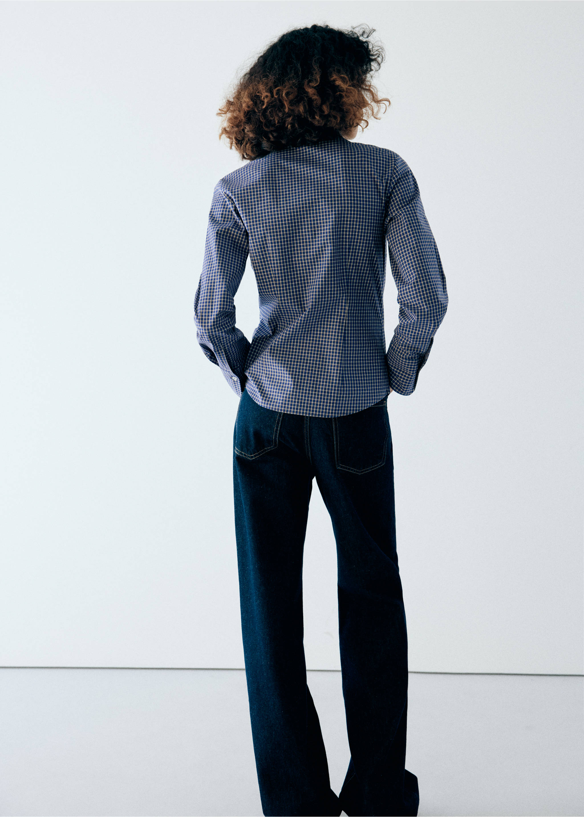 Fitted cotton shirt - Reverse of the article, Navy. Ref: 37045989-00.