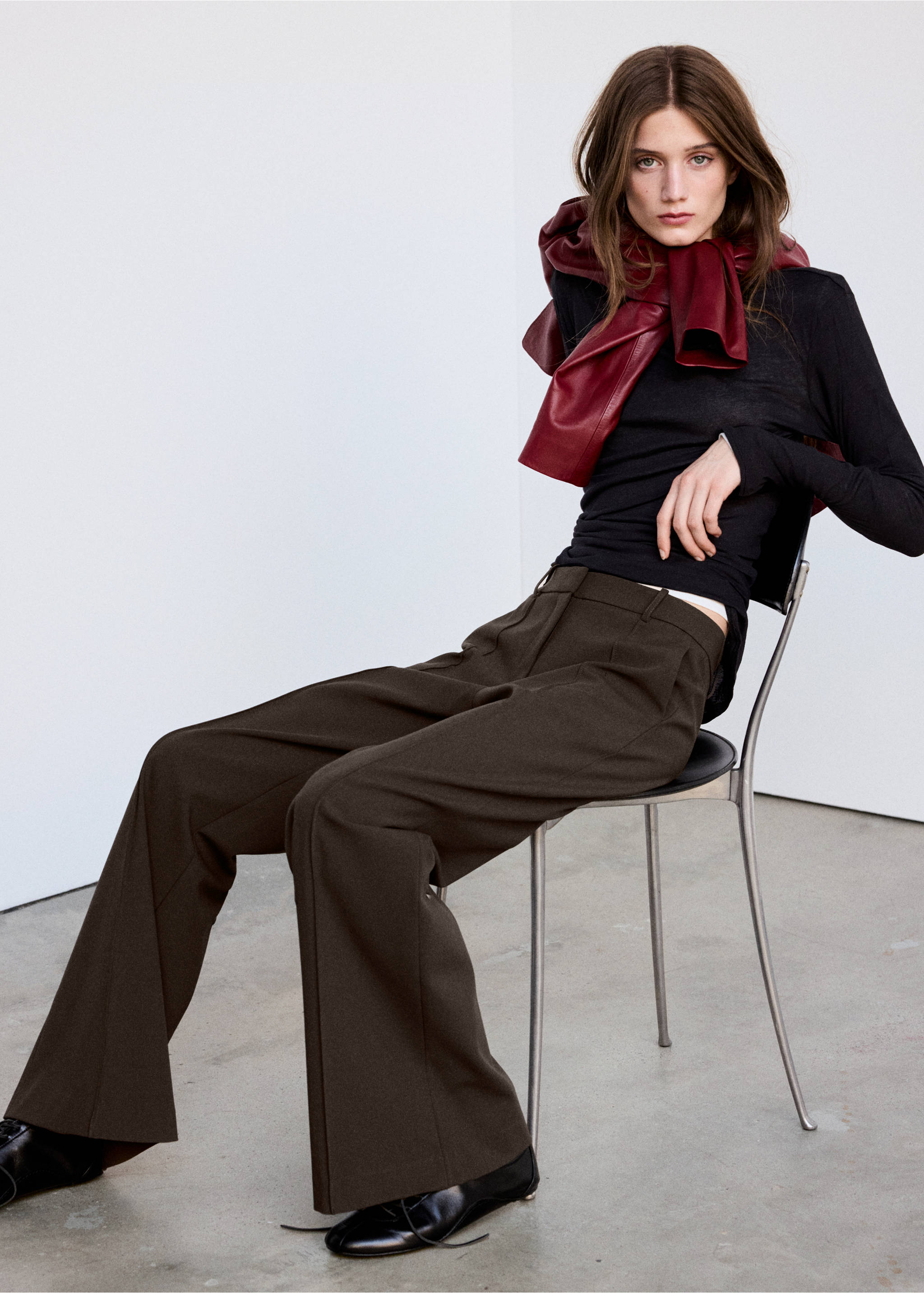 Flared trousers with seams - General plane, Medium Brown. Ref: 37045993-01.