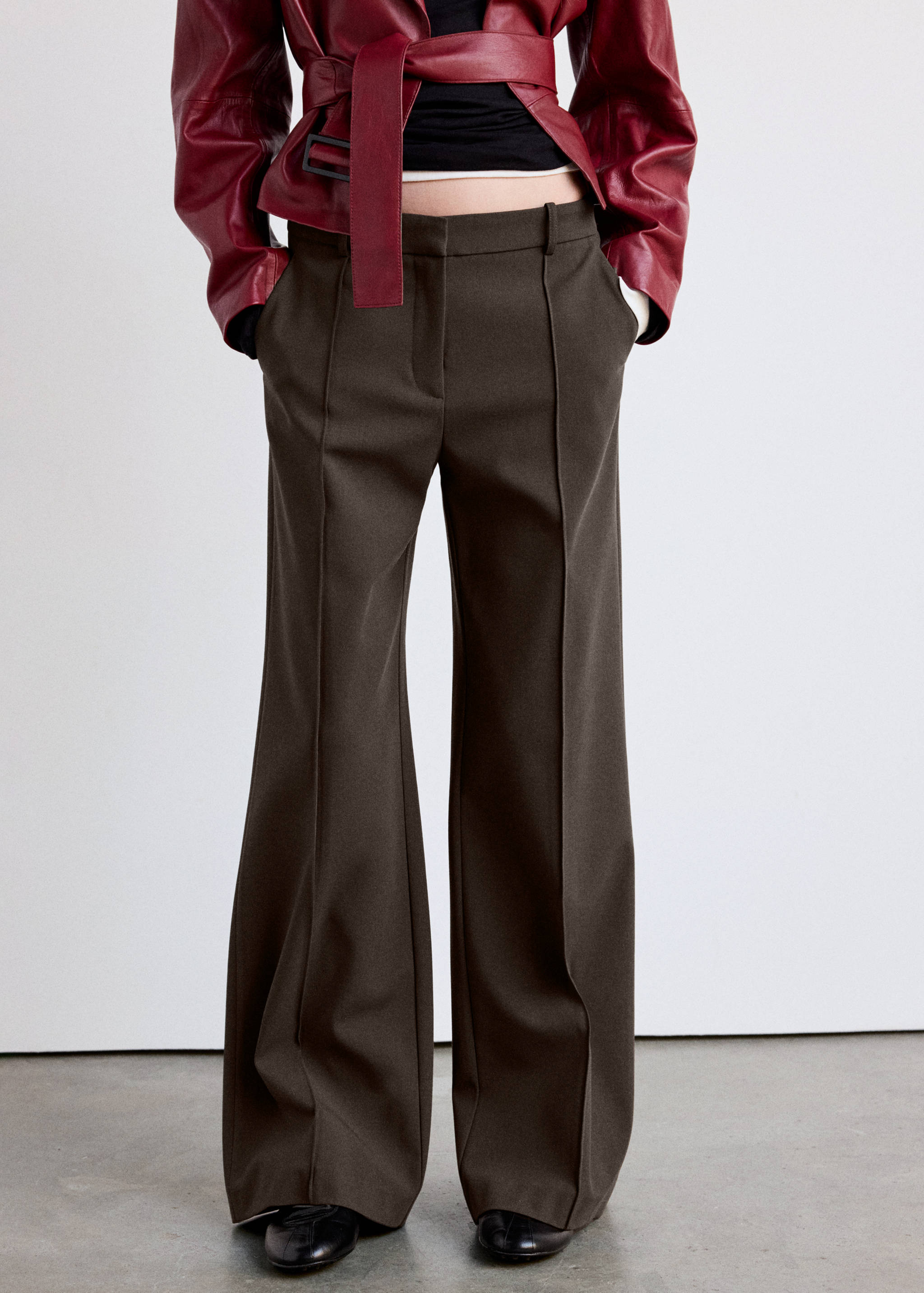 Flared trousers with seams - Medium plane