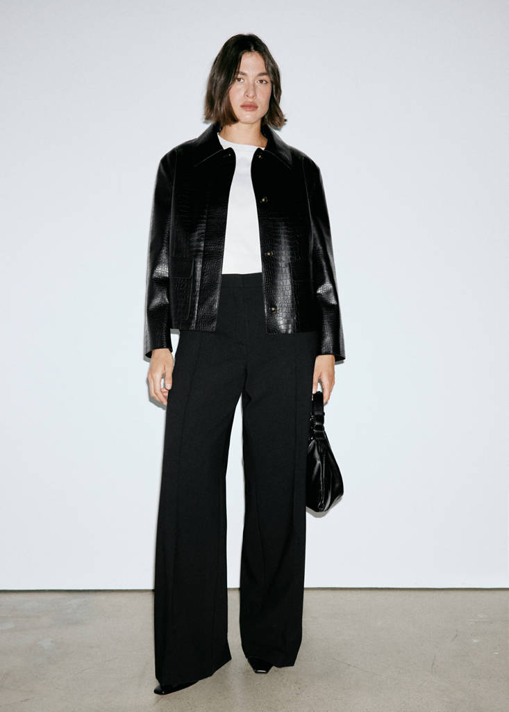 Flared trousers with seams — Black