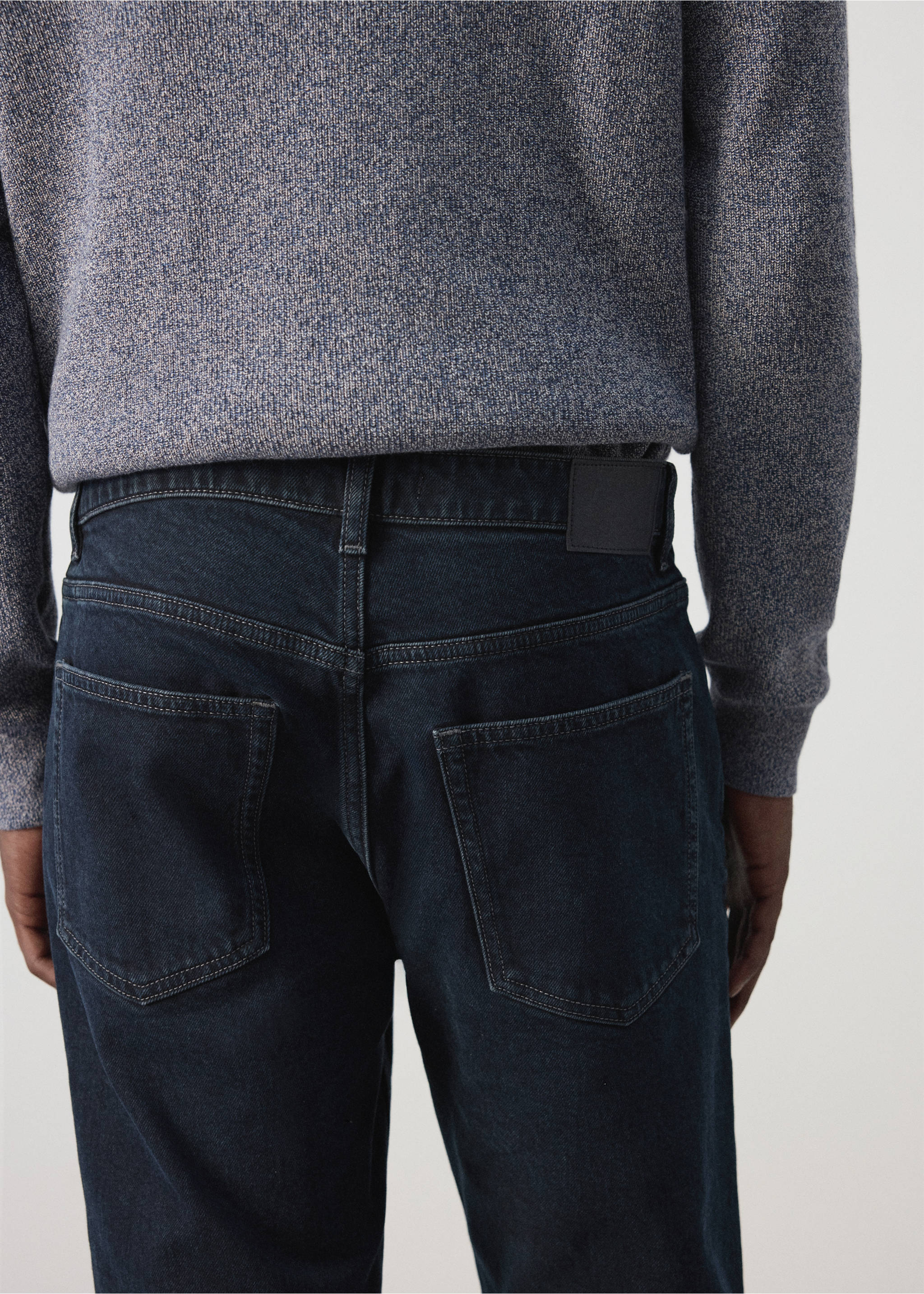 Ben cropped tapered-fit jeans - Details of the article 4, Deep Dark Blue. Ref: 37046000-00.