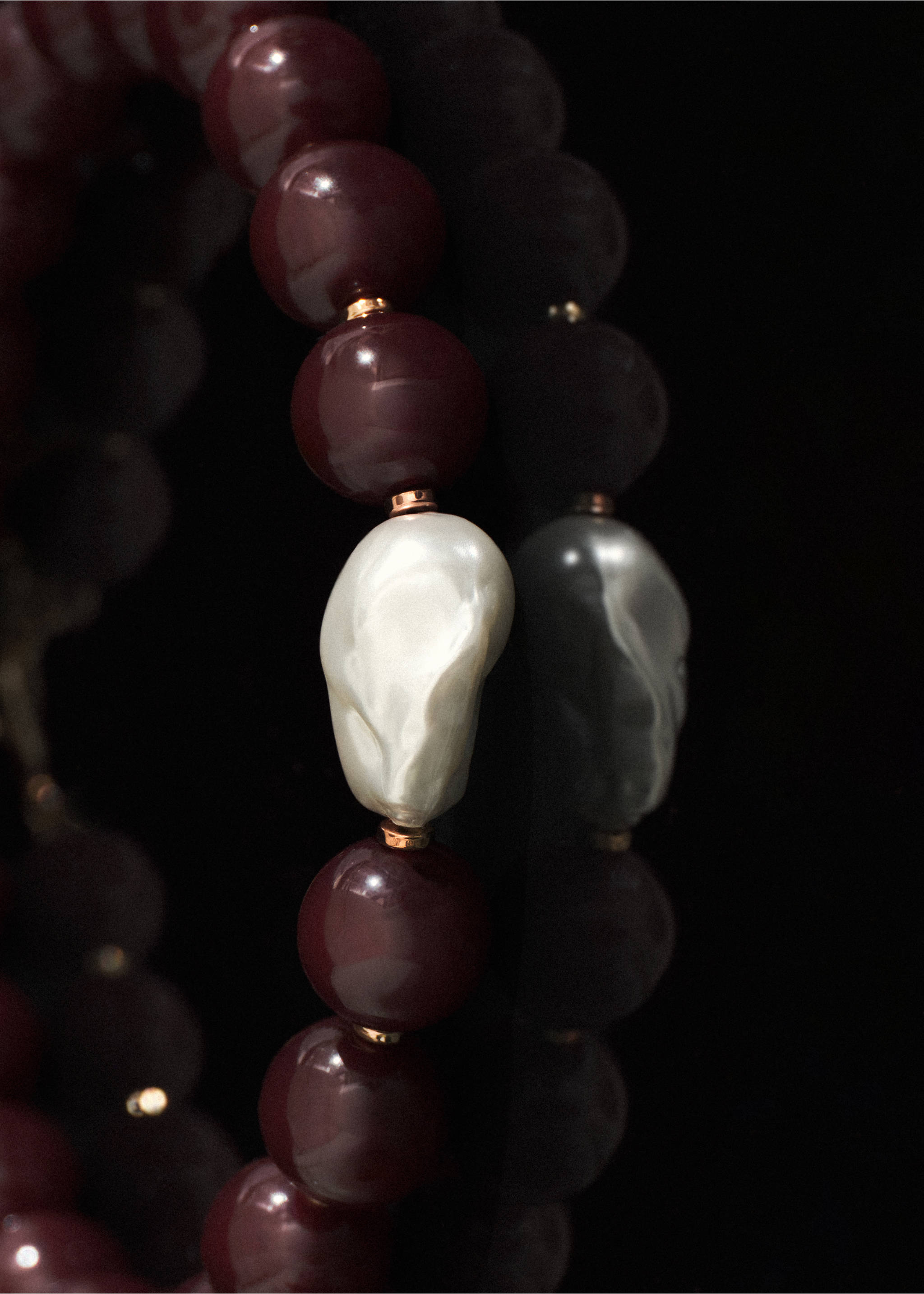 Necklace with pearl detail - Details of the article 5, Brown. Ref: 37046009-00.