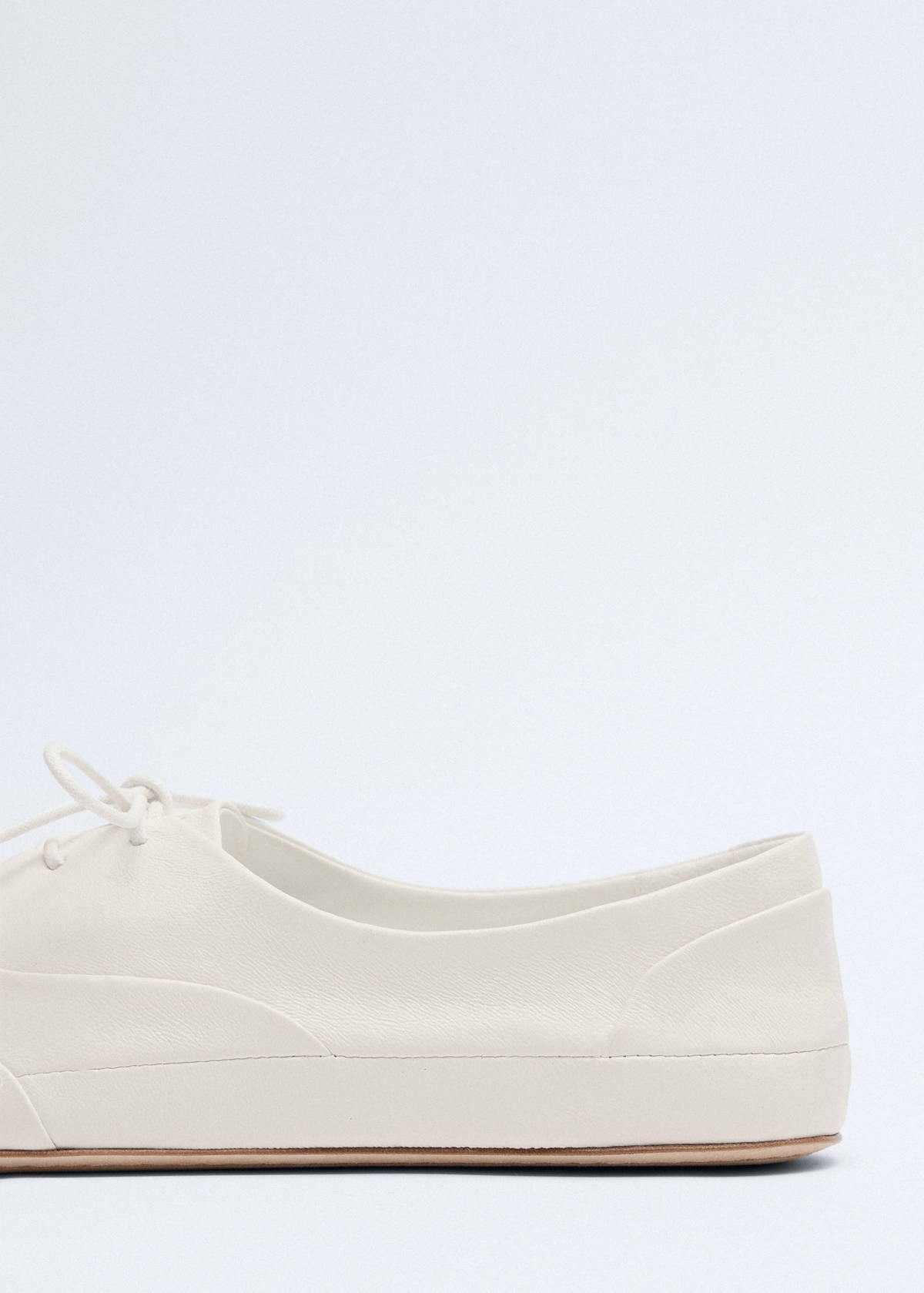 Lace-up leather sneakers — Ecru