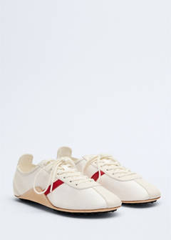 Leather trainer in leather with contrasting sole — White 3