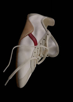 Leather trainer in leather with contrasting sole — White 7