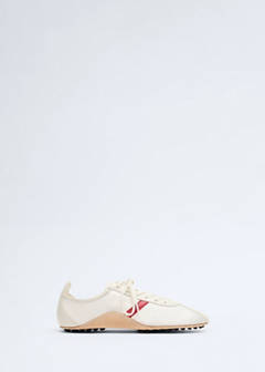 Leather trainer in leather with contrasting sole — White 2