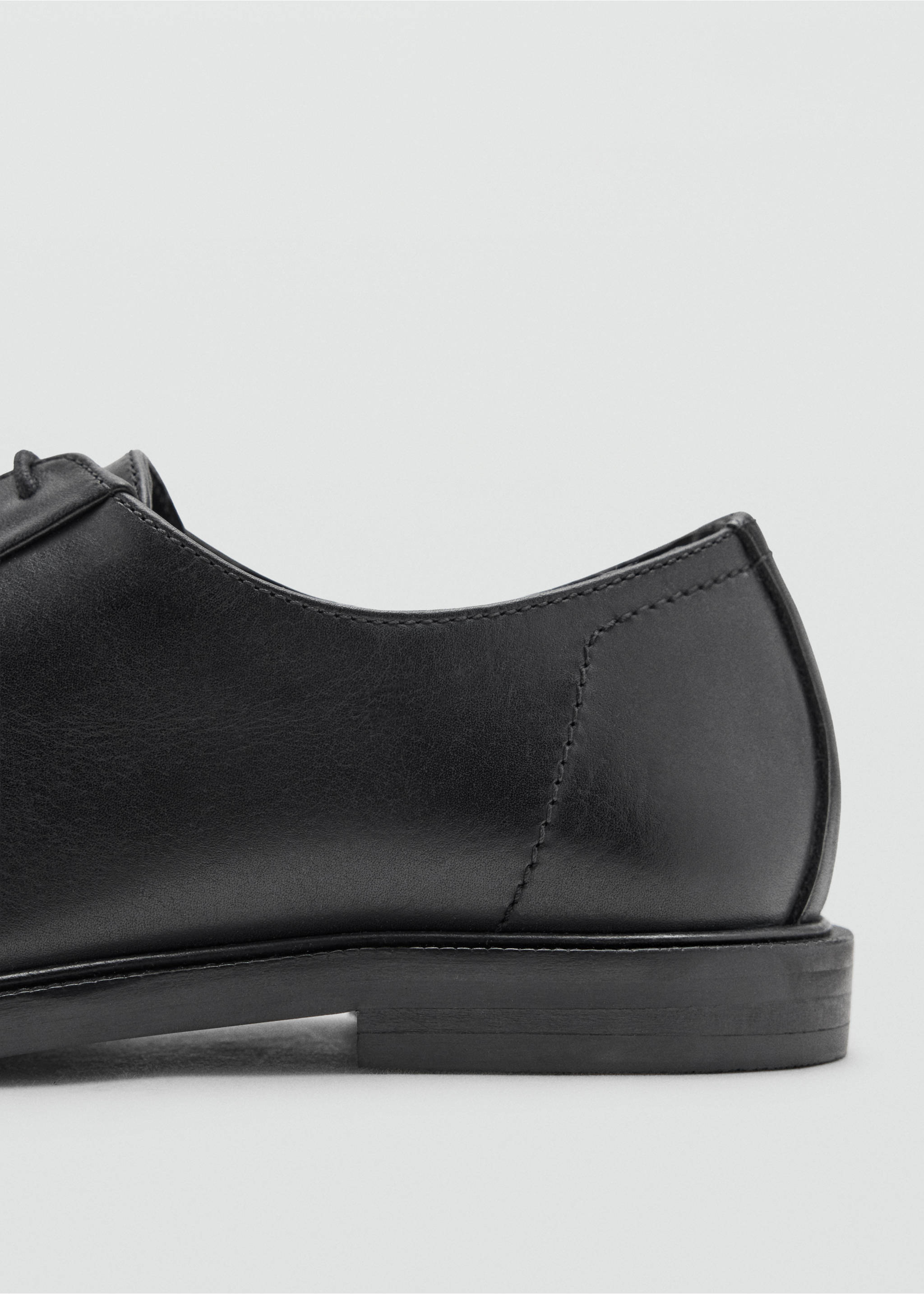 Lace-up leather shoes - Details of the article 1, Black. Ref: 37046014-00.