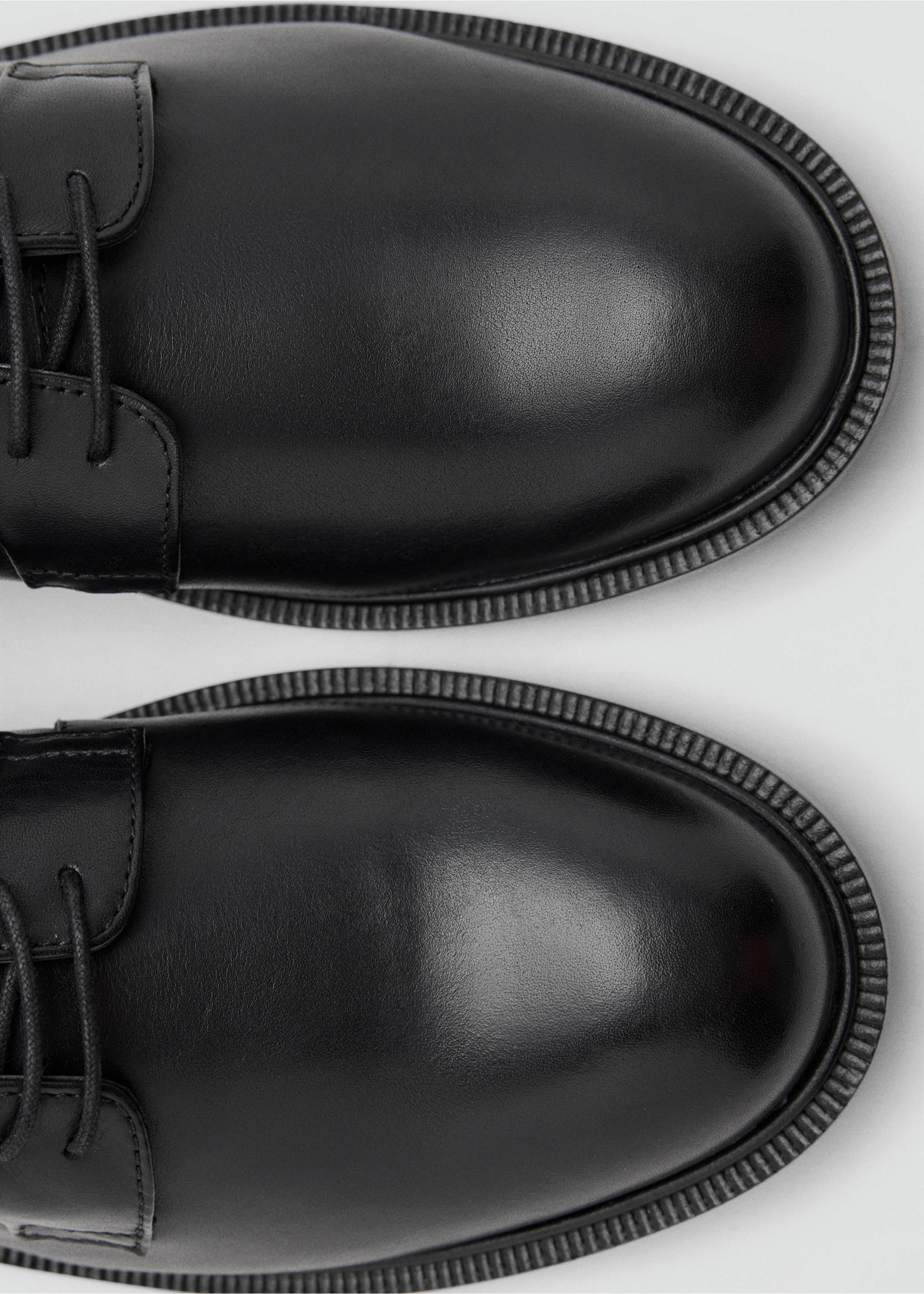 Lace-up leather shoes - Details of the article 3, Black. Ref: 37046014-00.