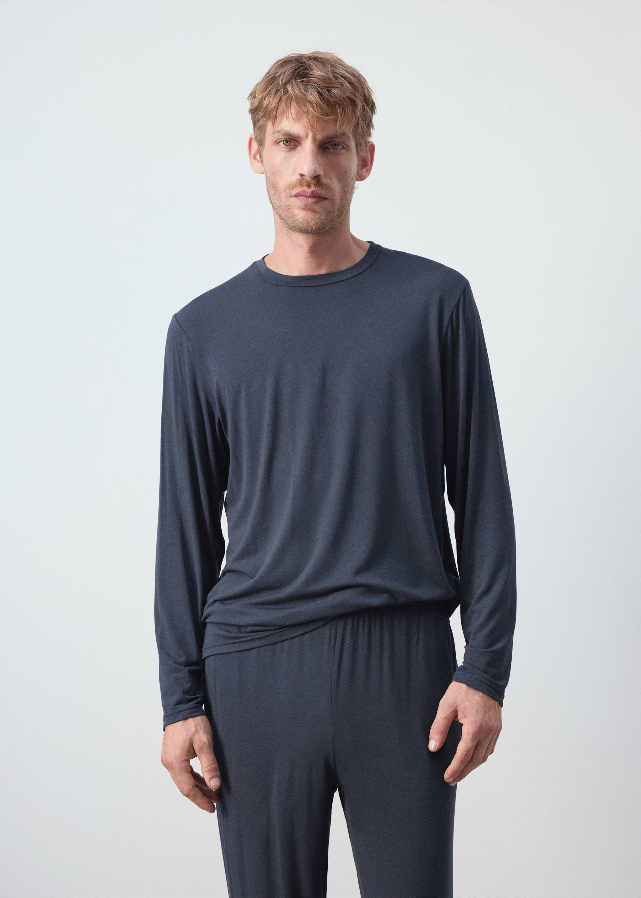 Pack of long modal pyjamas - Medium plane, Navy. Ref: 37046326-00.