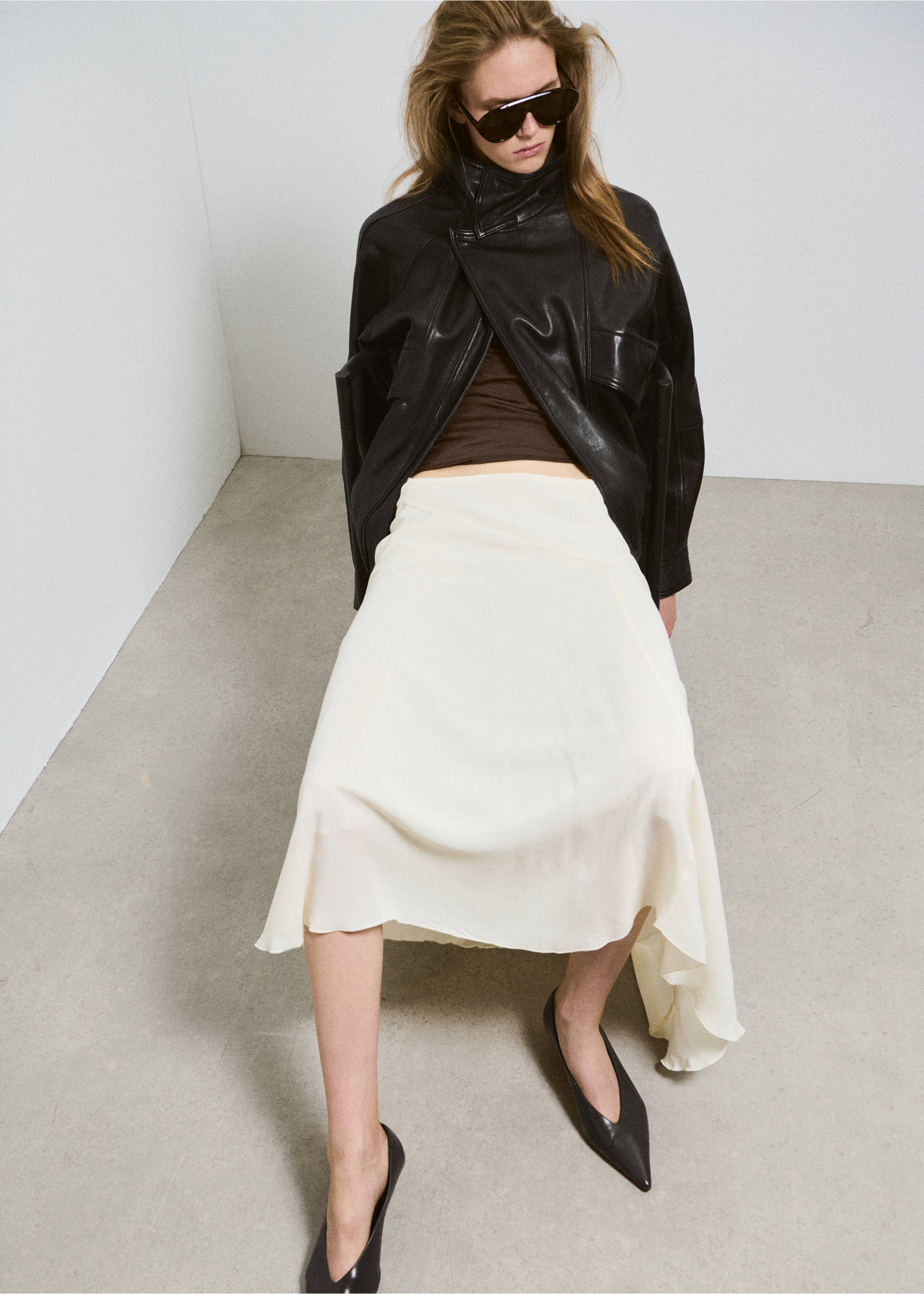 Oversized leather jacket with pockets - General plane, Chocolate. Ref: 37046328-00.