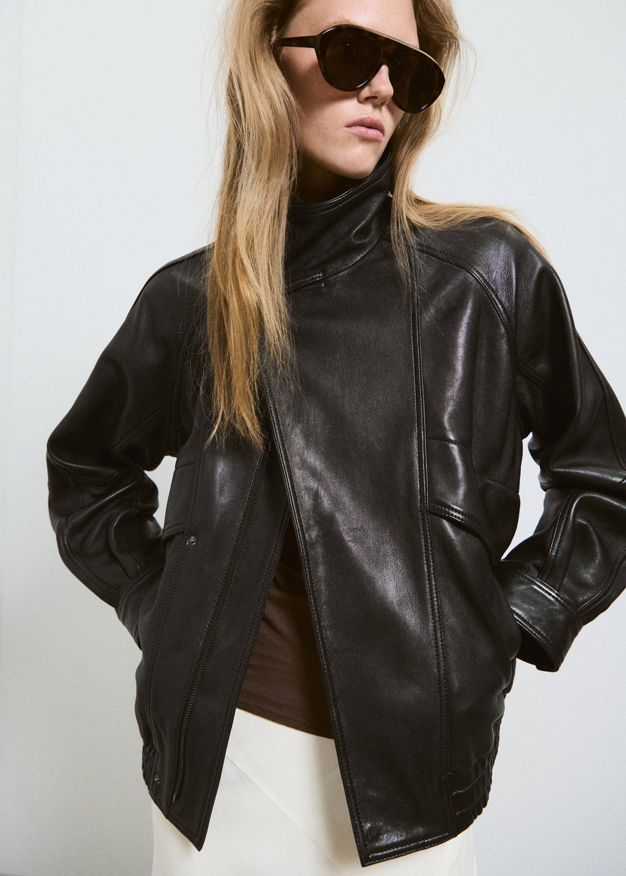 Oversized leather jacket with pockets - Medium plane