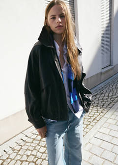 Oversized leather jacket with funnel neck — Chocolate 8