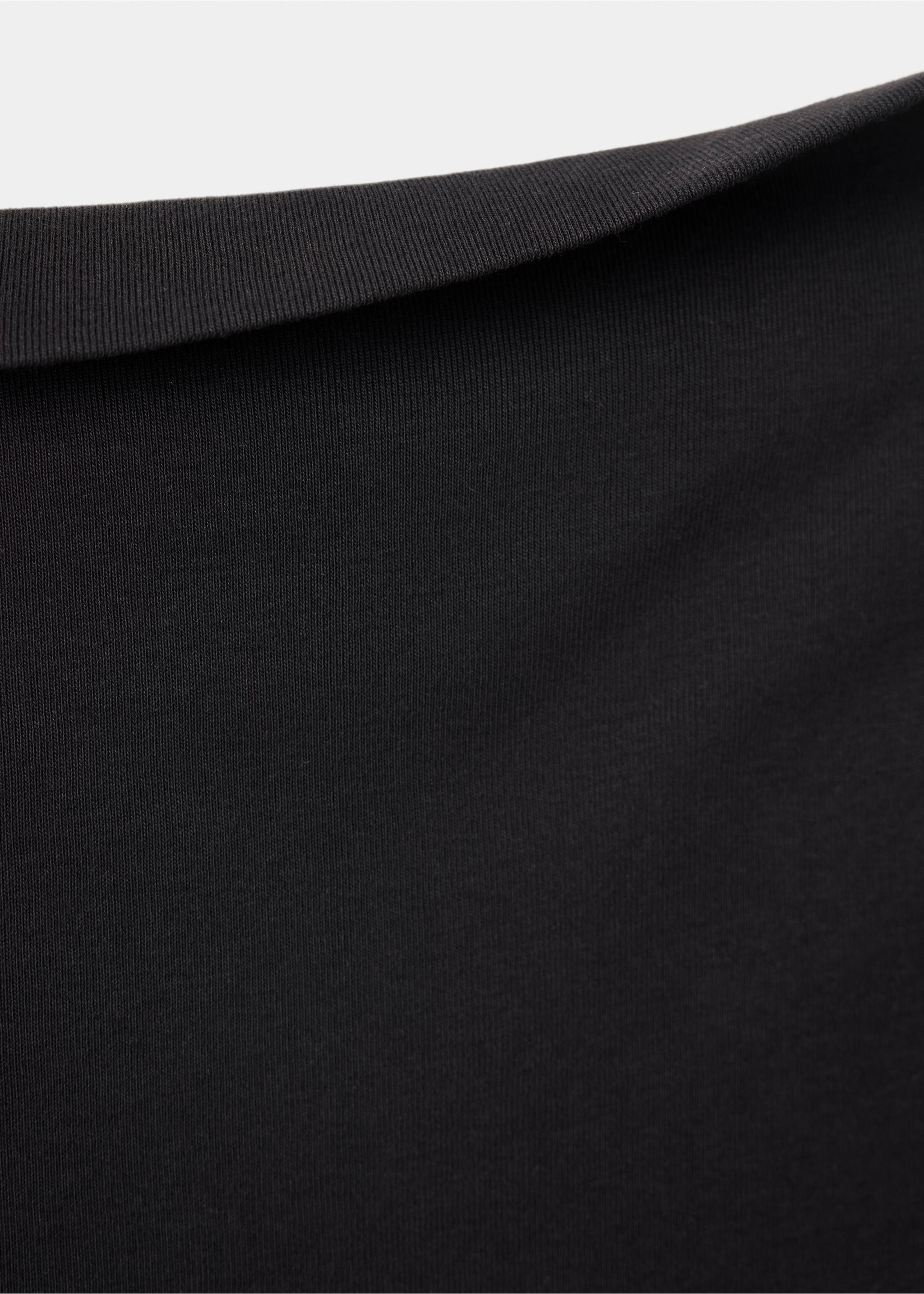 Asymmetric-neck cotton T-shirt - Details of the article 8, Black. Ref: 37046346-00.