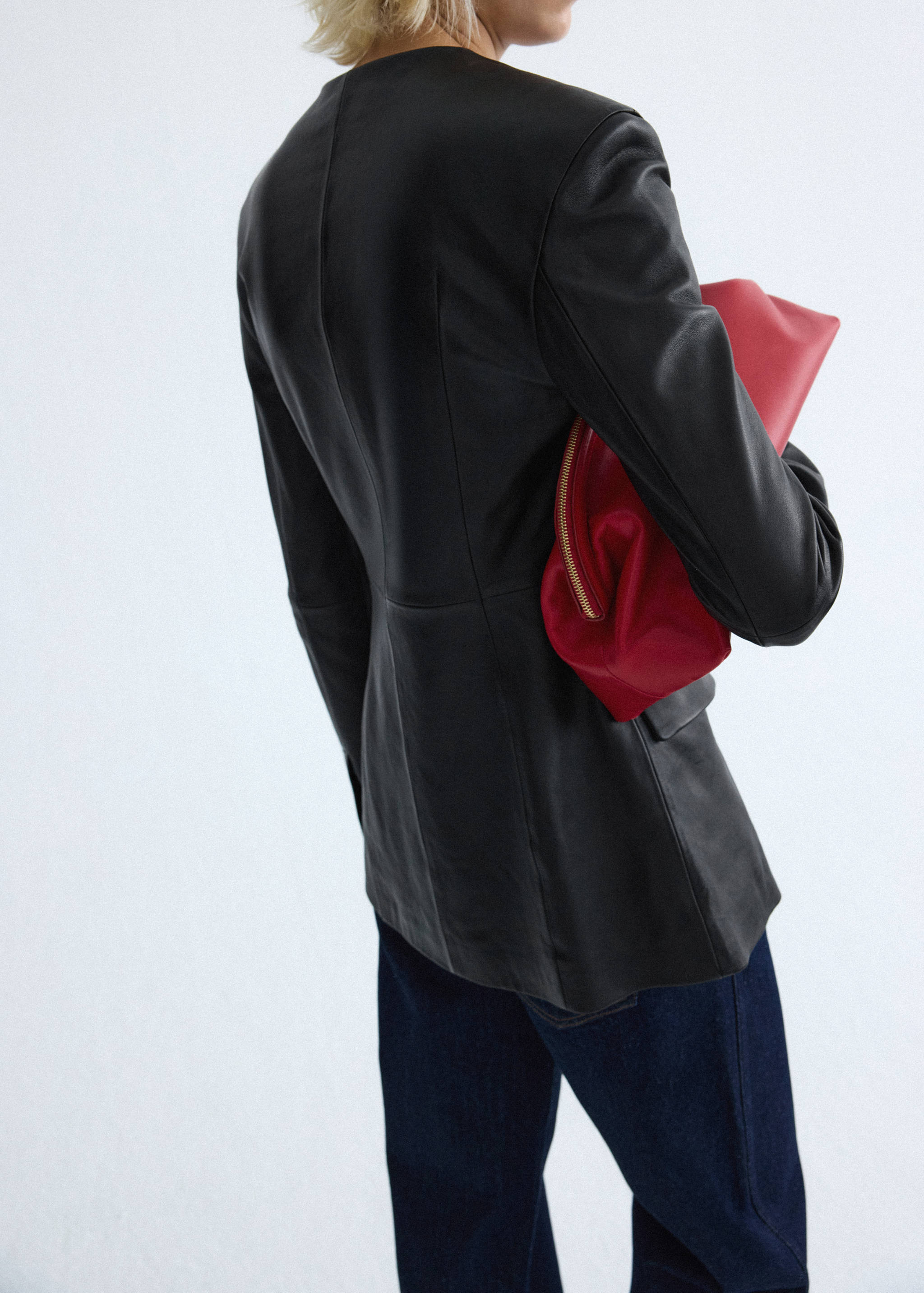 Leather round-neck blazer - Reverse of the article