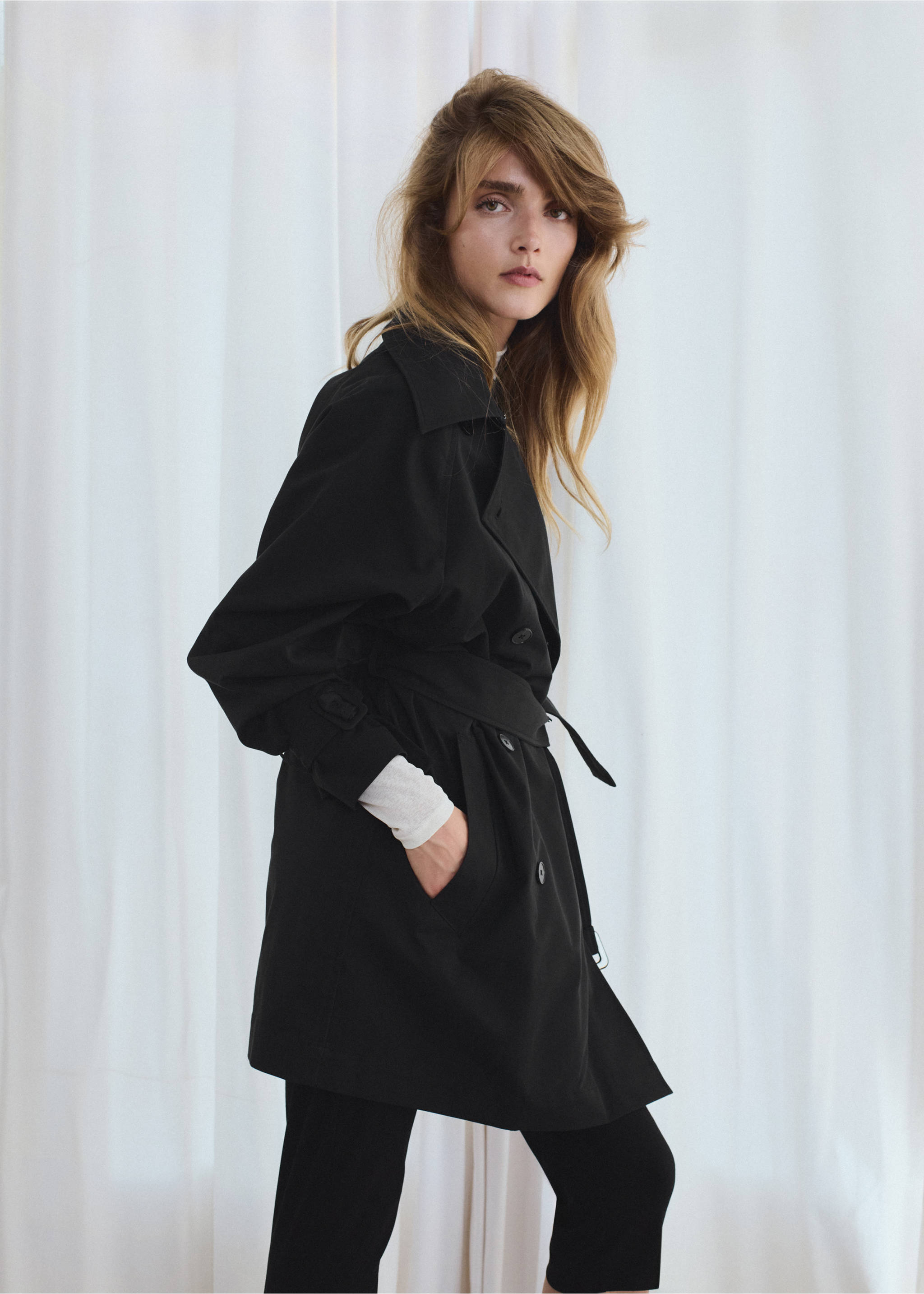 Trench midi ceinture - Plan moyen, Noir. Ref: 37046353-00.