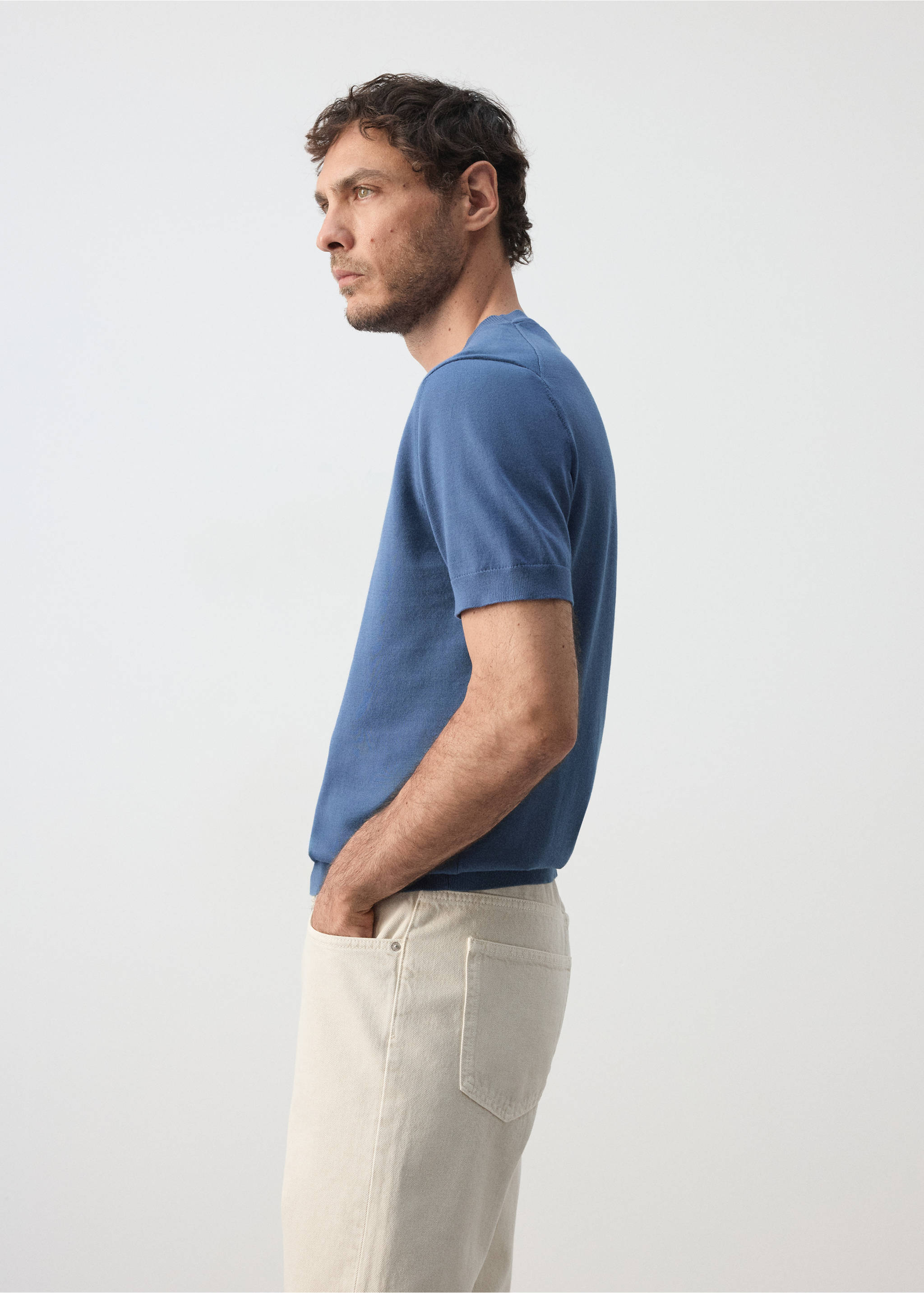 T-shirt 100 % coton en maille fine - Détail de l'article 2, Bleu indigo. Ref: 37046357-00.