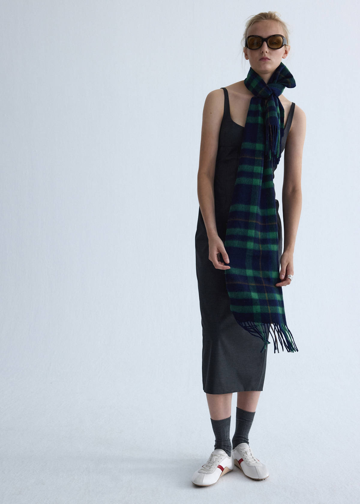 Wool dress with decorative seams — Grey