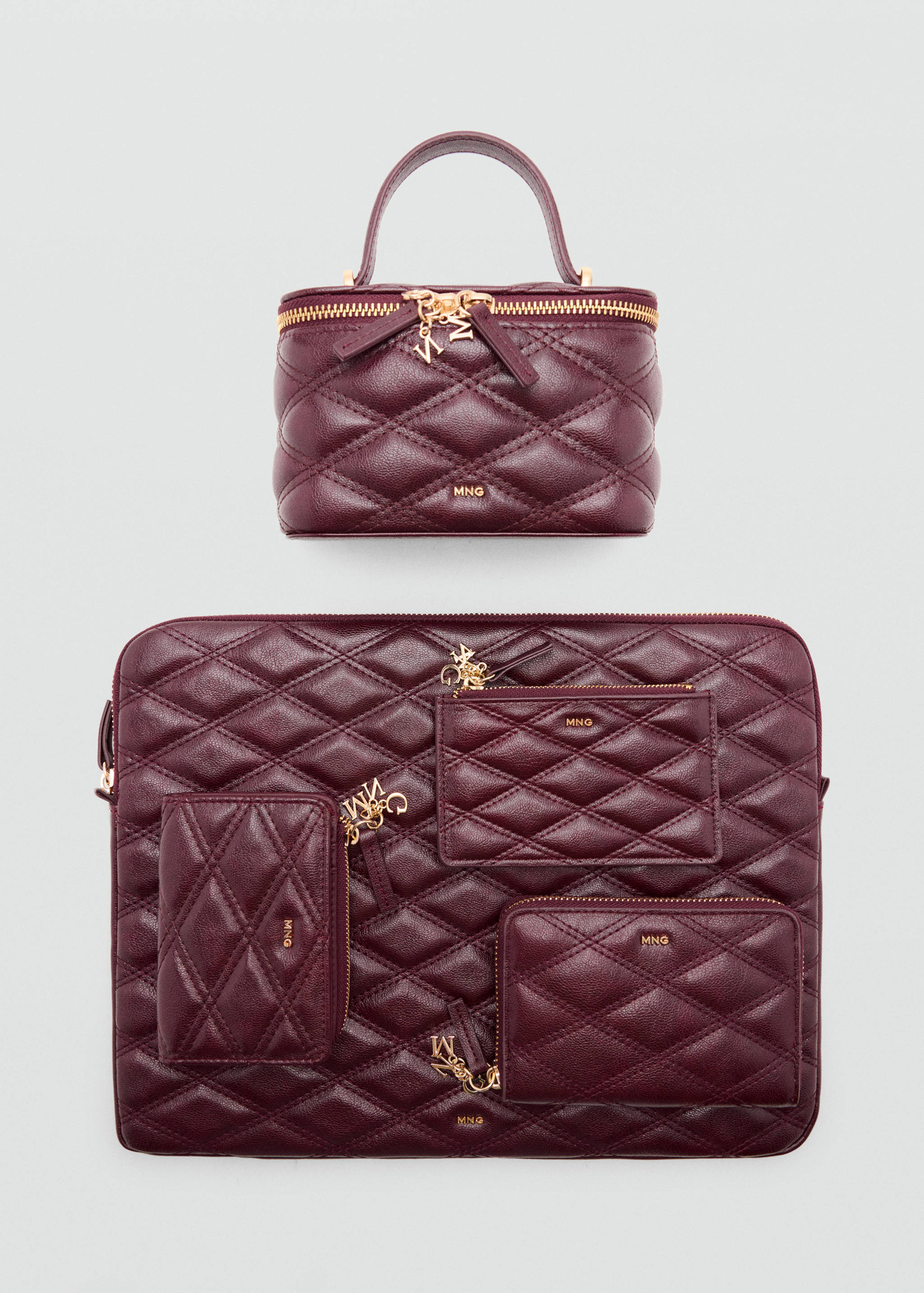 Quilted faux leather wallet with charm detail - Details of the article 2
