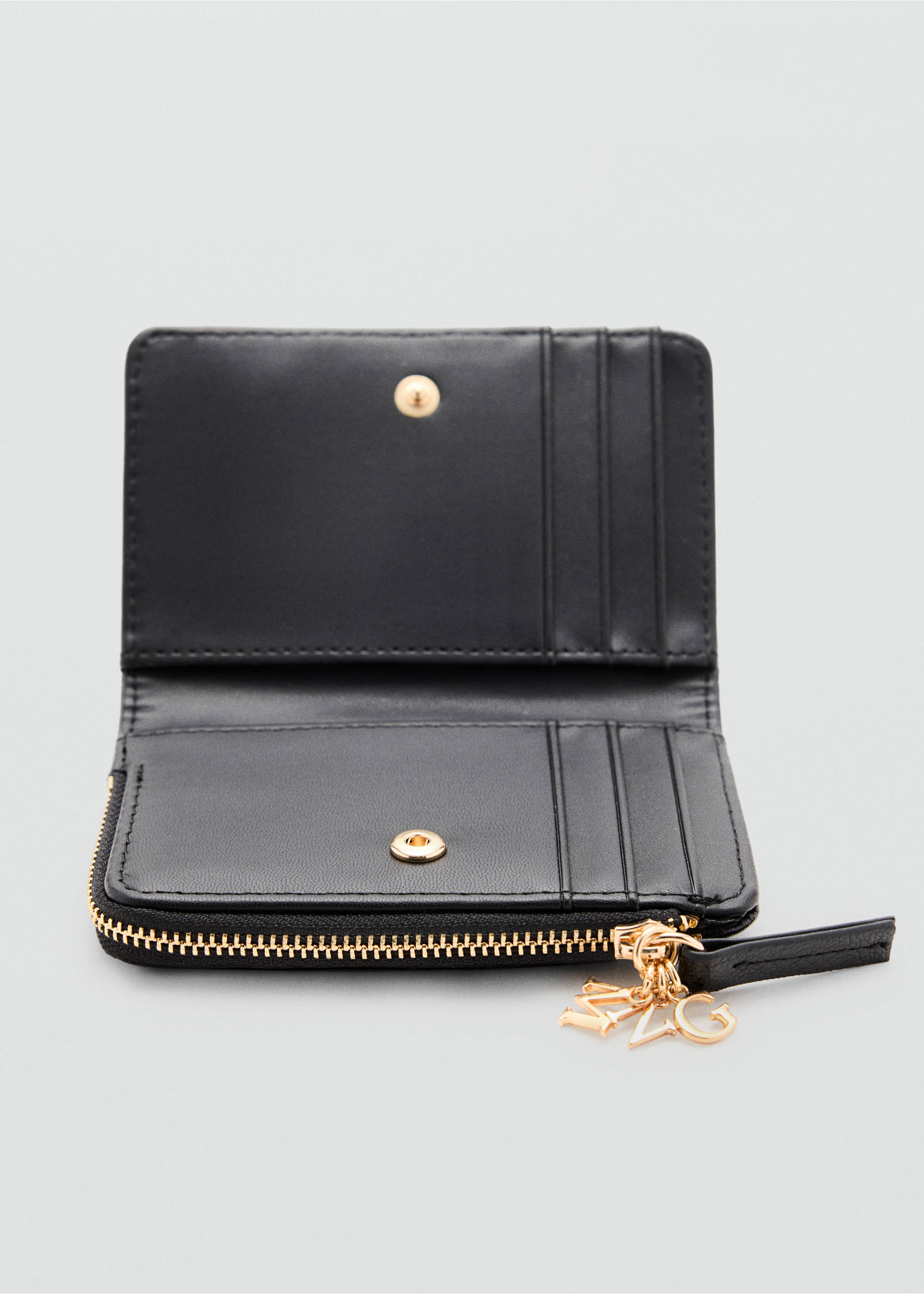 Quilted faux leather wallet with charm detail - Details of the article 1, Black. Ref: 37046366-00.