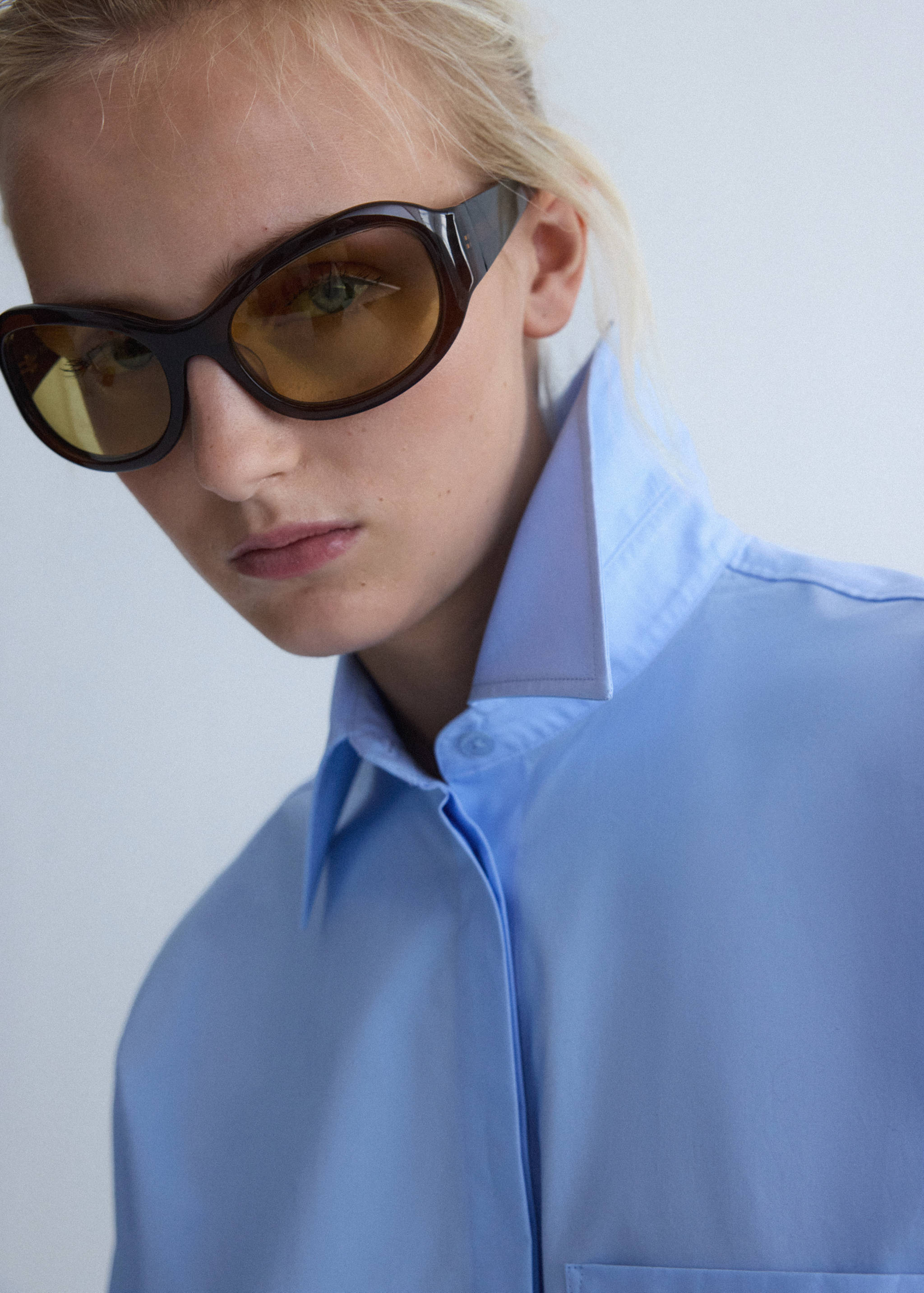 Straight poplin shirt - Details of the article 1