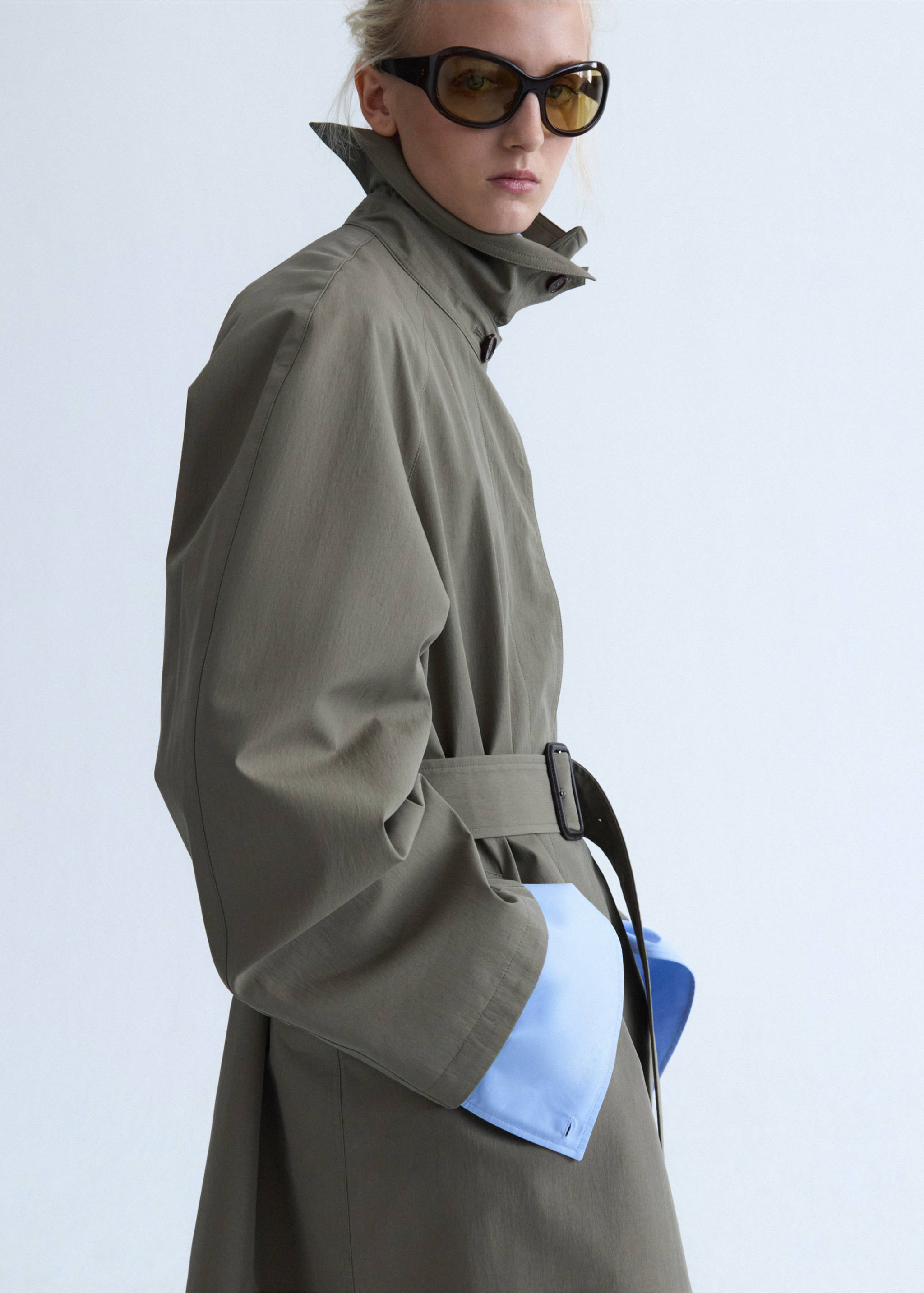 Straight poplin shirt - Details of the article 3, Sky Blue. Ref: 37046367-00.