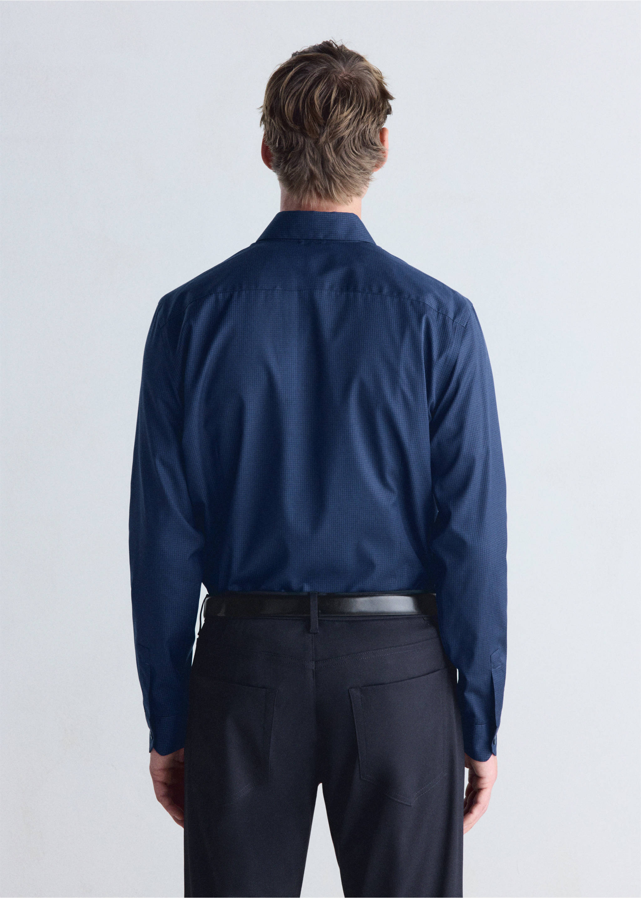 Хлопковая рубашка slim fit в полоску - Обратная сторона изделия, Чернильный. Ref: 37046726-00.