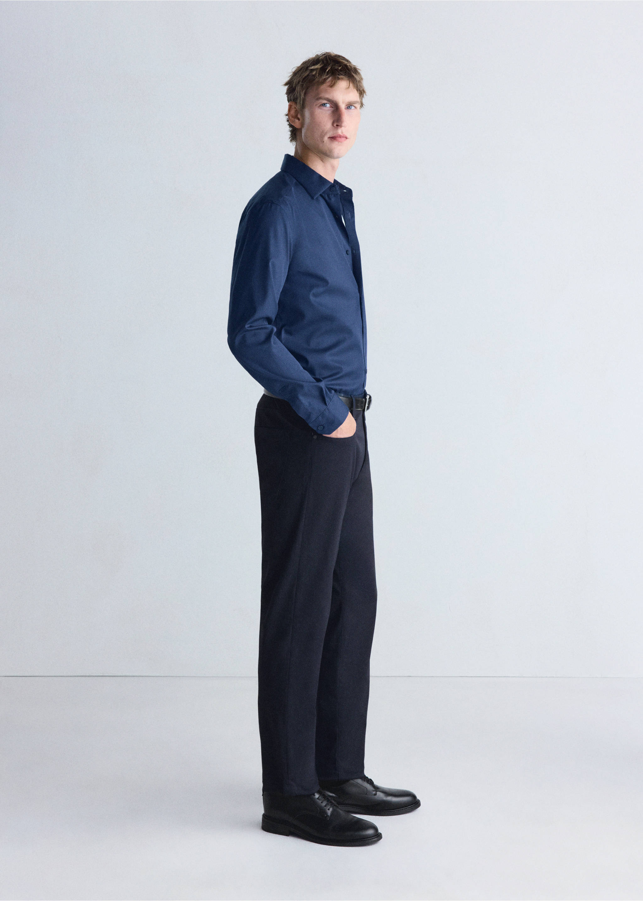 Хлопковая рубашка slim fit в полоску - Деталь изделия 2, Чернильный. Ref: 37046726-00.