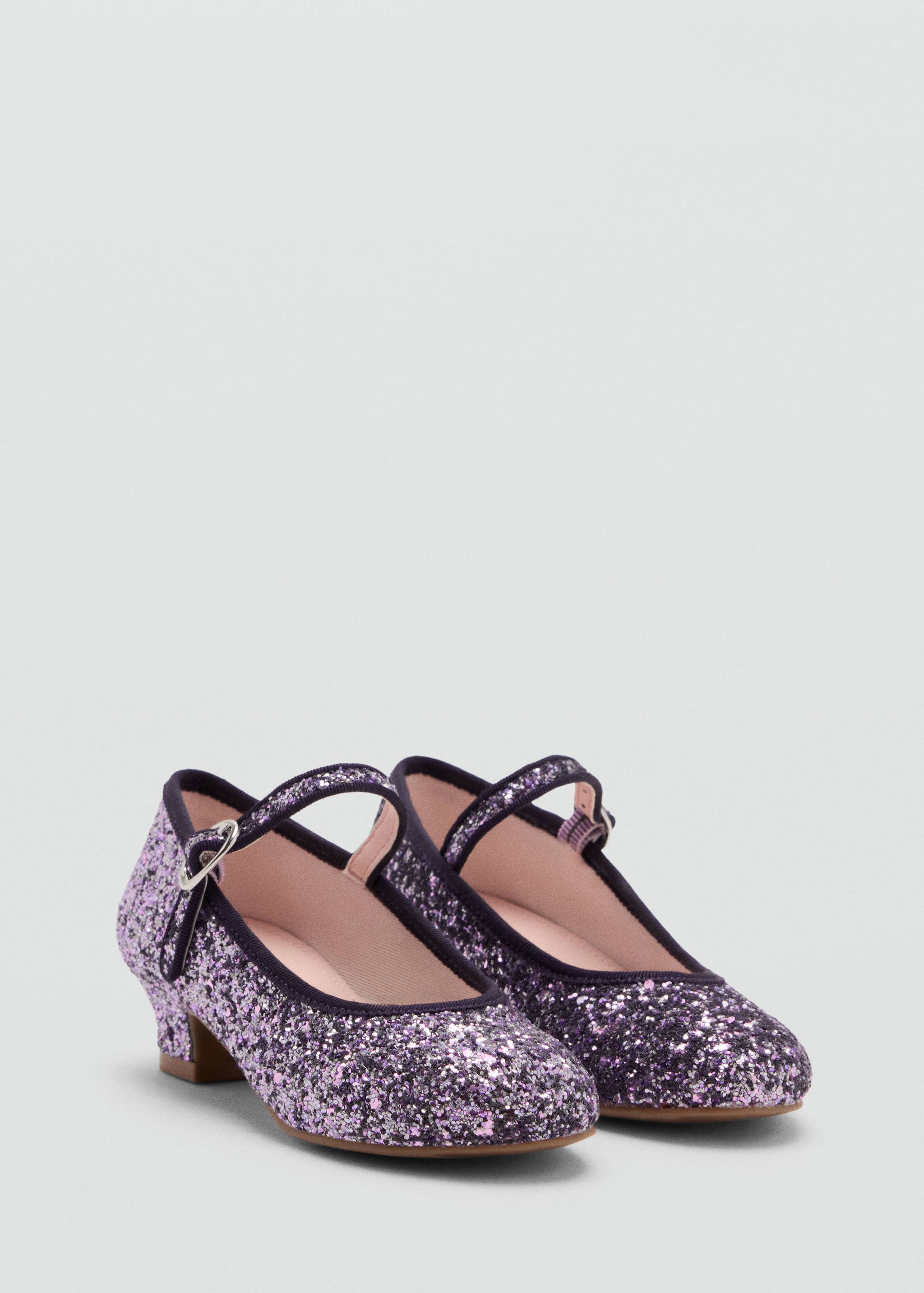 Zapato tacón purpurina - Plano medio