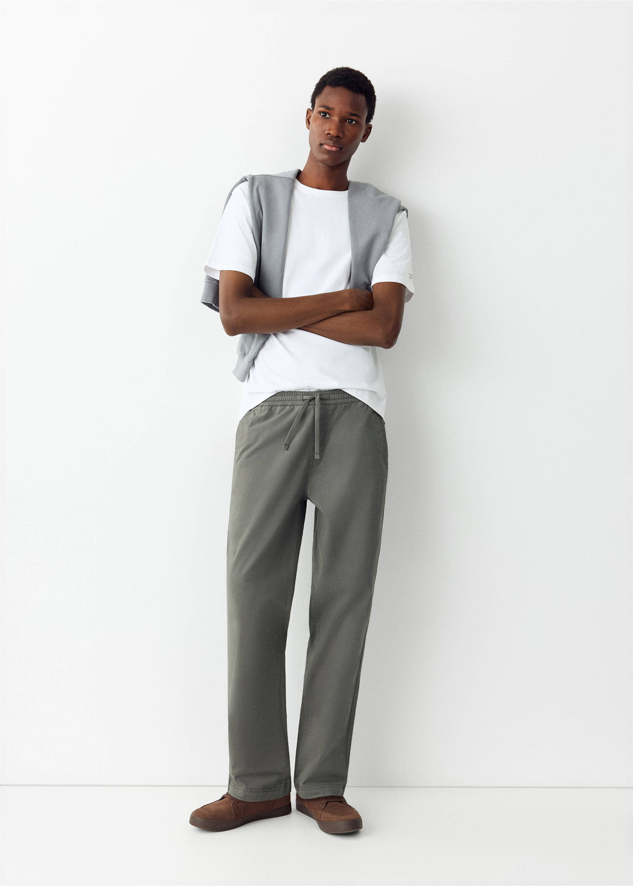 Drawstring straight trousers - General plane, Khaki. Ref: 37046743-00.