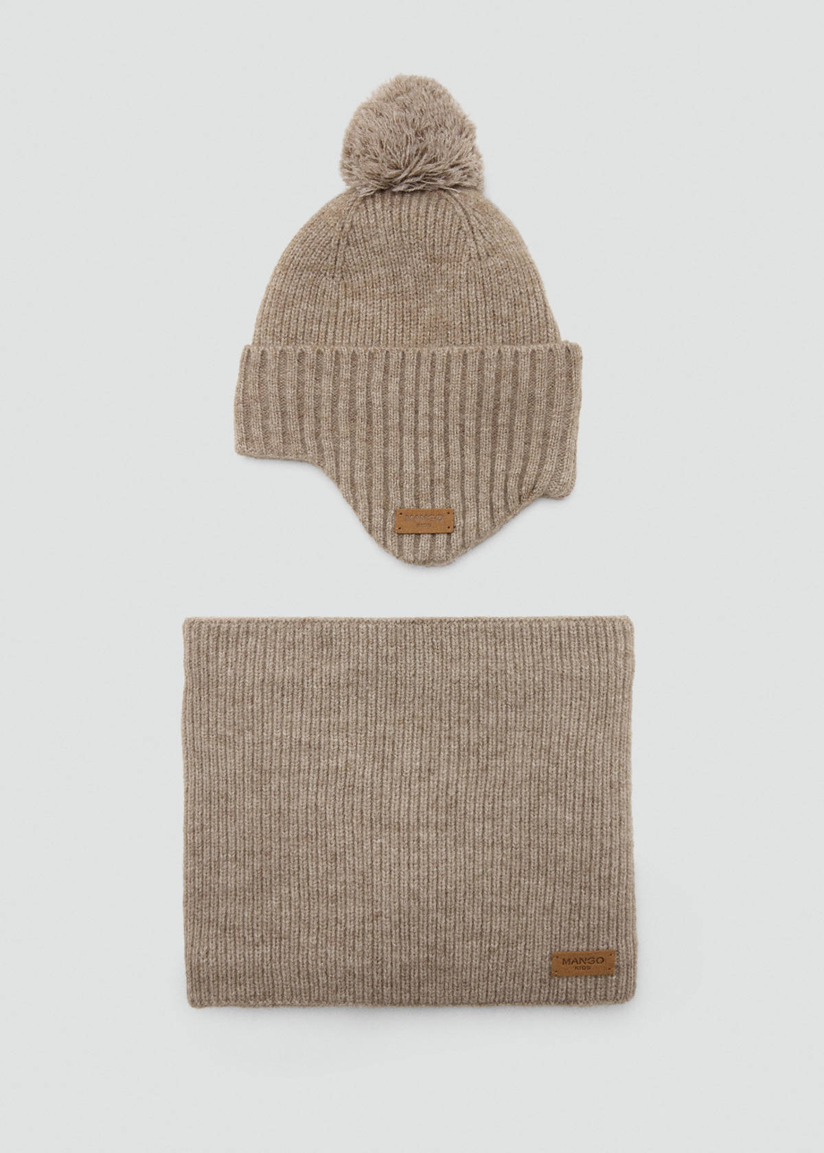 Ribbed scarf with relief logo — Sand