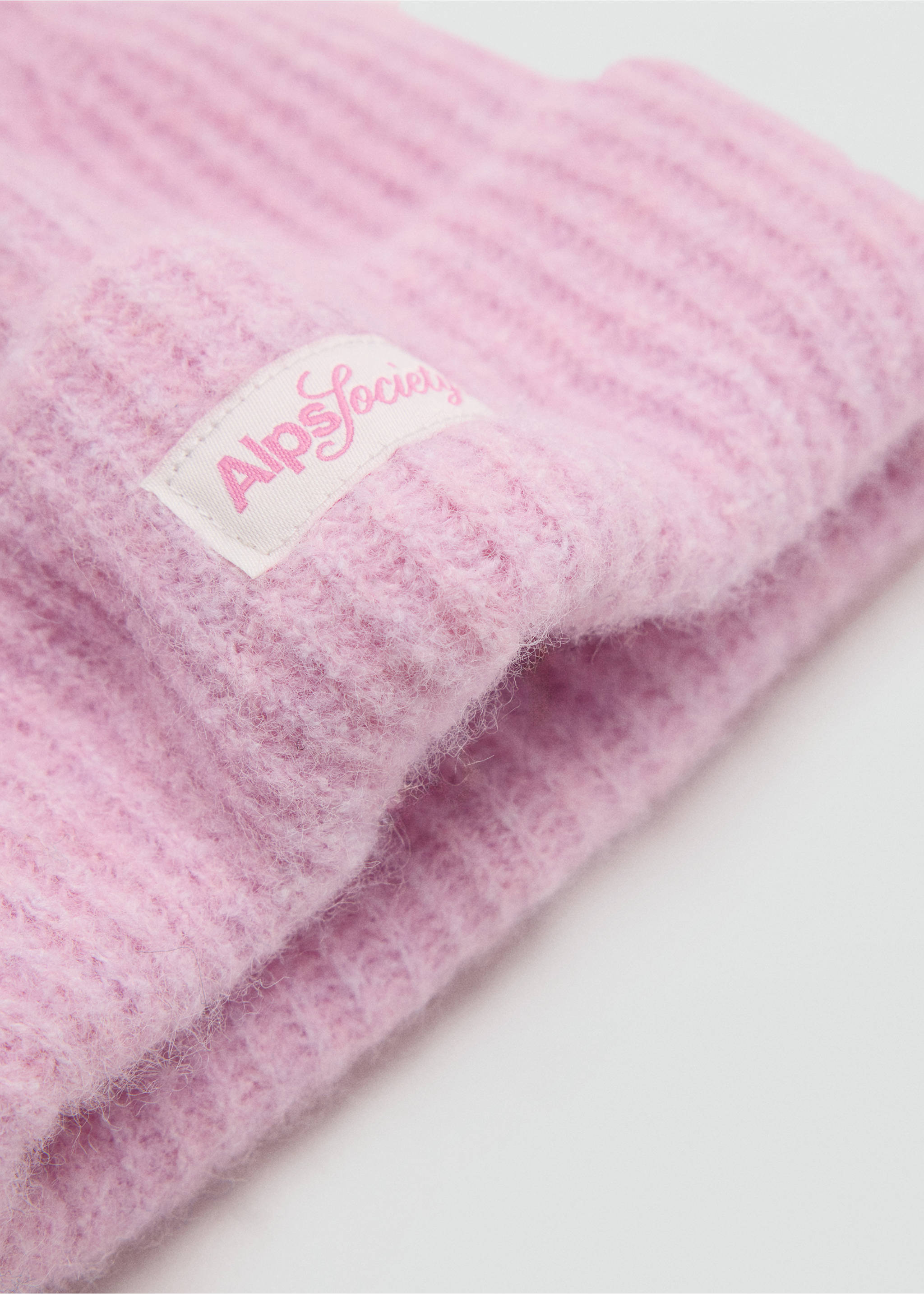 Rib-knit cap - Medium plane, Pink. Ref: 37047119-00.
