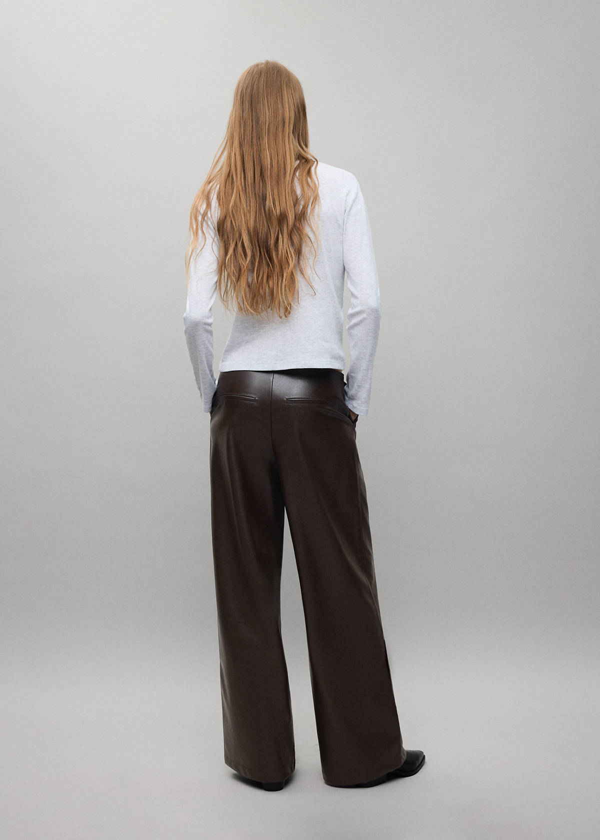 Wide leg faux-leather trousers — Brown