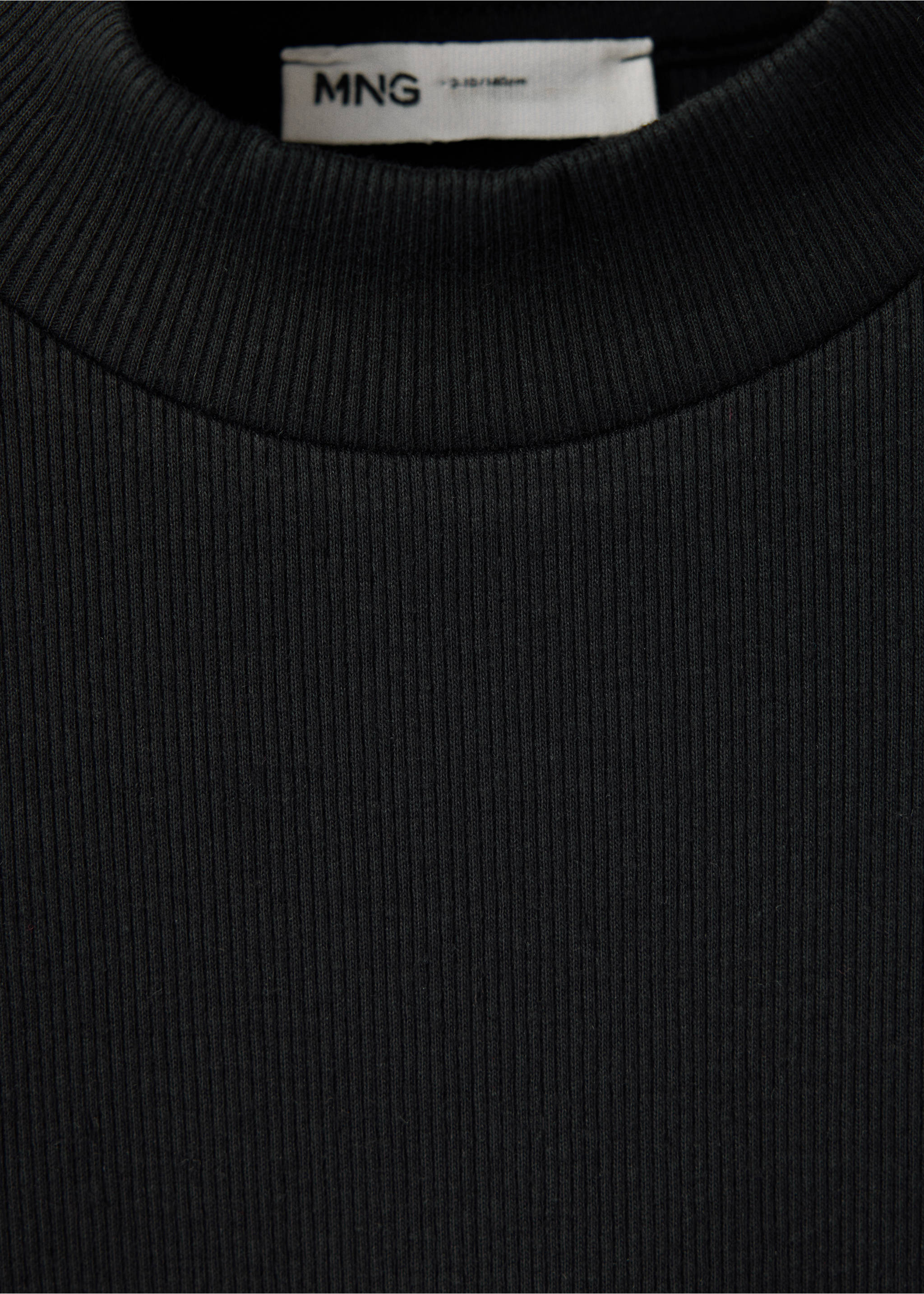 Ribbed cotton T-shirt - Details of the article 8, Black. Ref: 37047130-00.