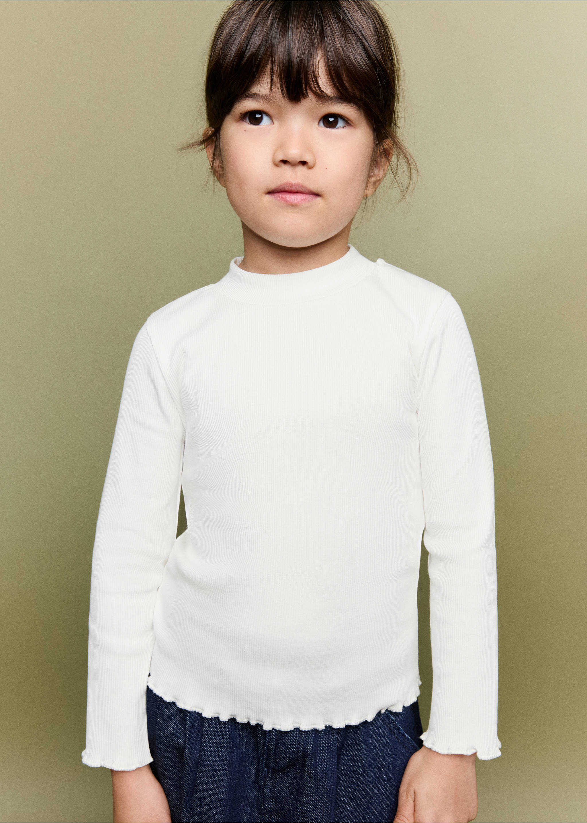 Ripp-T-Shirt mit wellenförmigen Abschlüssen - Mittlere Ansicht, Cremeweiß. Ref: 37047131-00.