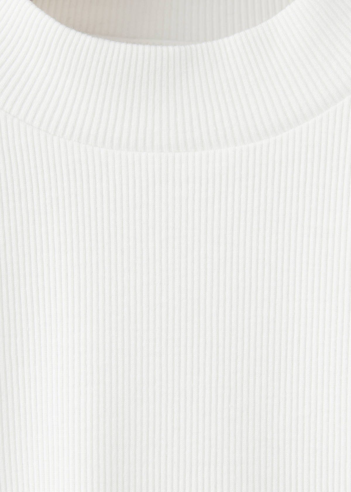 Ribbed T-shirt with wavy edges — Off White