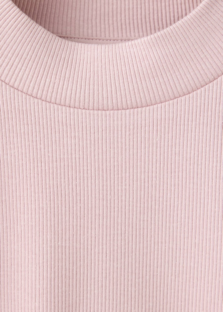 Ribbed T-shirt with wavy edges — Pink