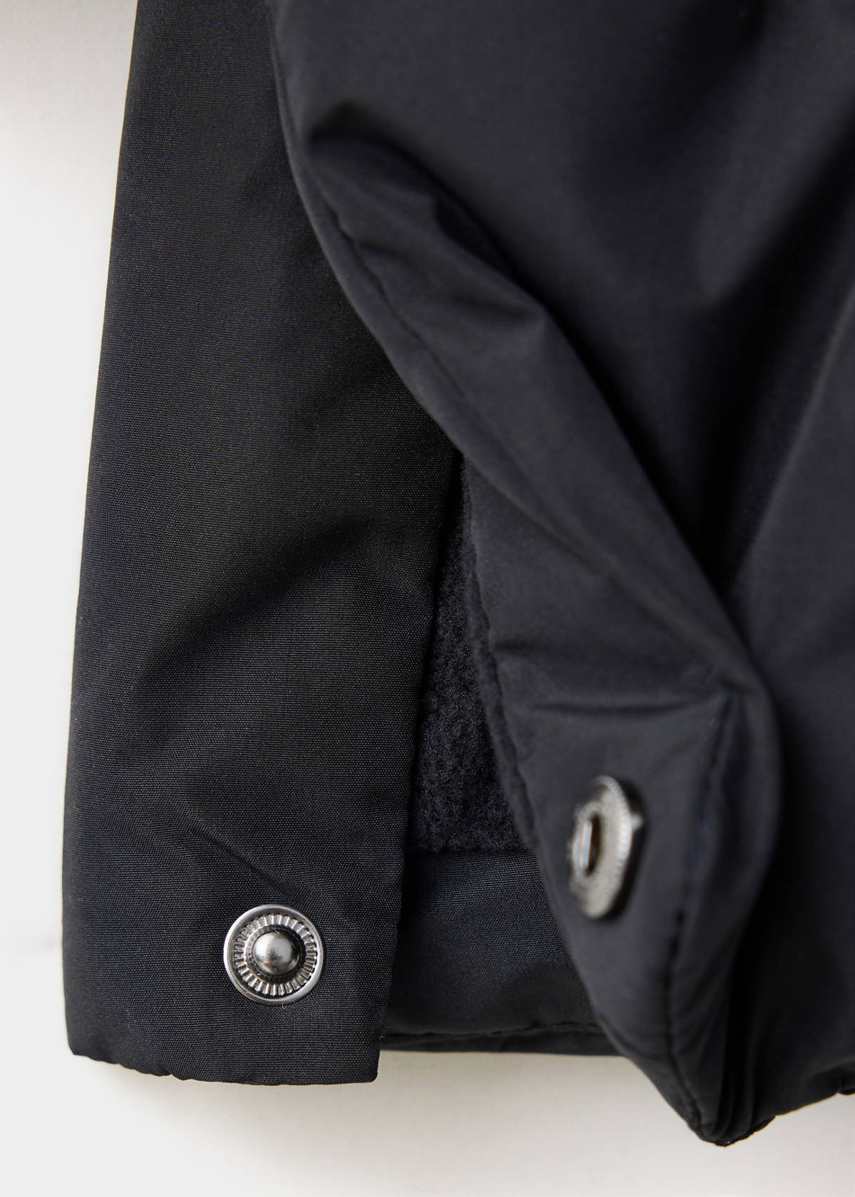Quilted long coat — Black