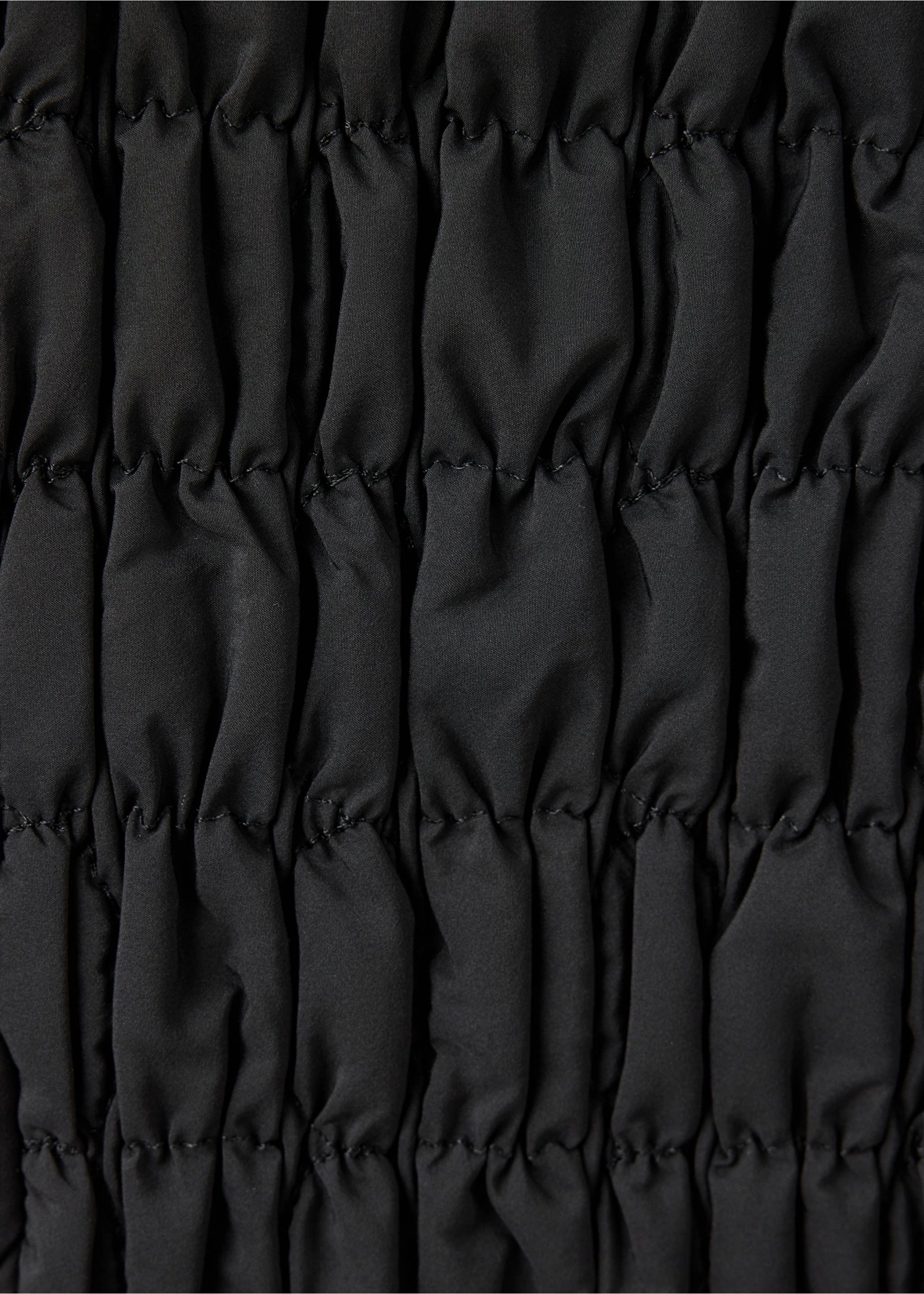 Padded honeycomb anorak - Details of the article 0, Black. Ref: 37047773-00.
