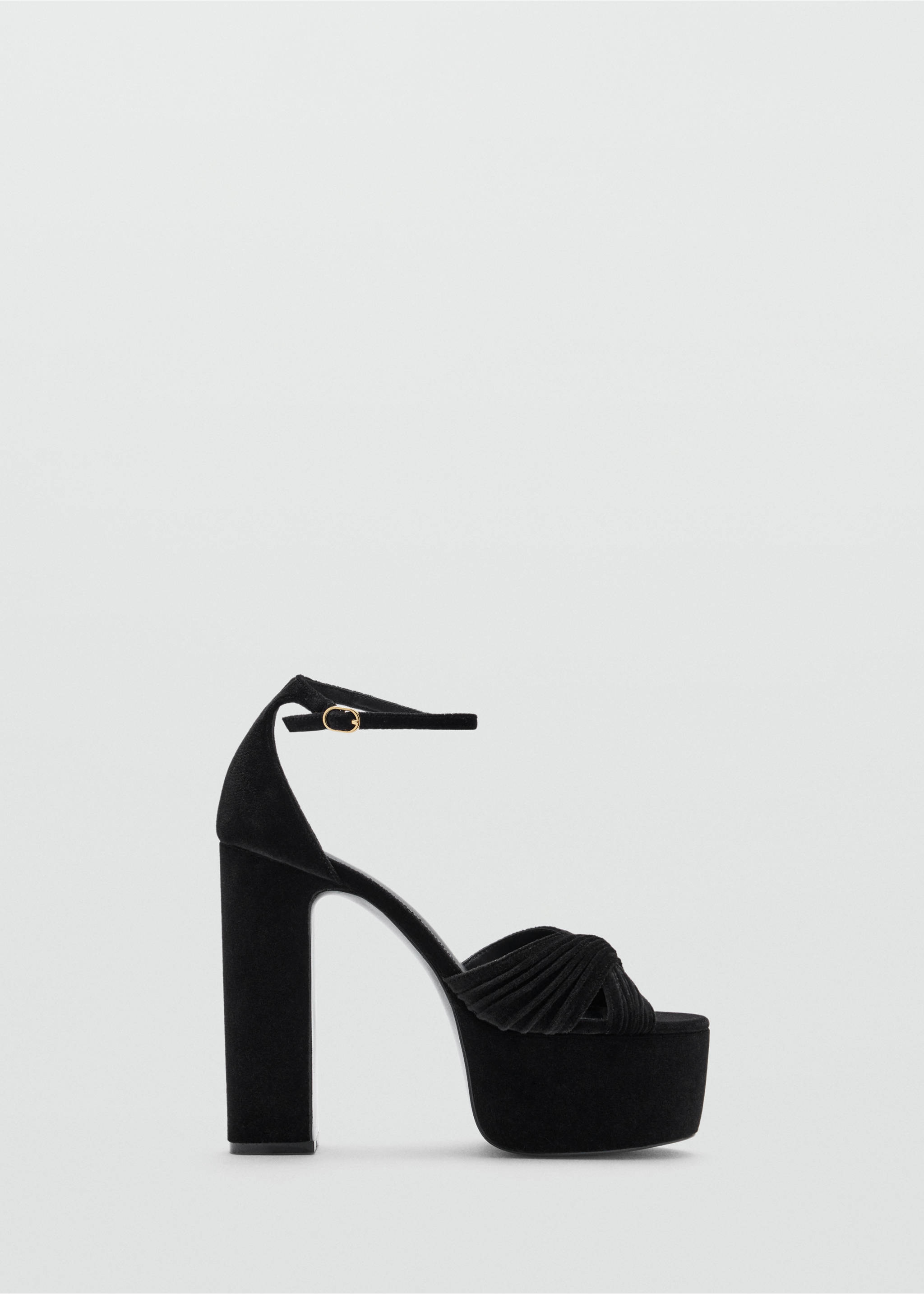 Black platform sandals with a chunky block heel and pleated strap., Black. Ref: 37047777-00.