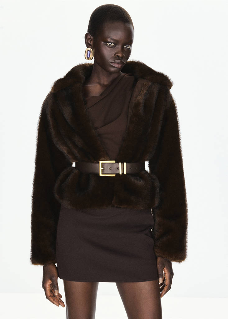 Jacket with faux fur collar and shirt-style collar by Mango