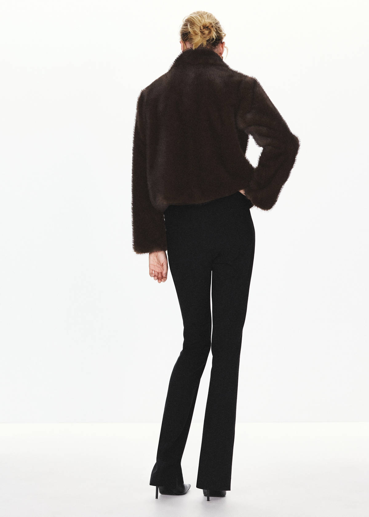 Jacket with faux fur collar and shirt-style collar — Brown