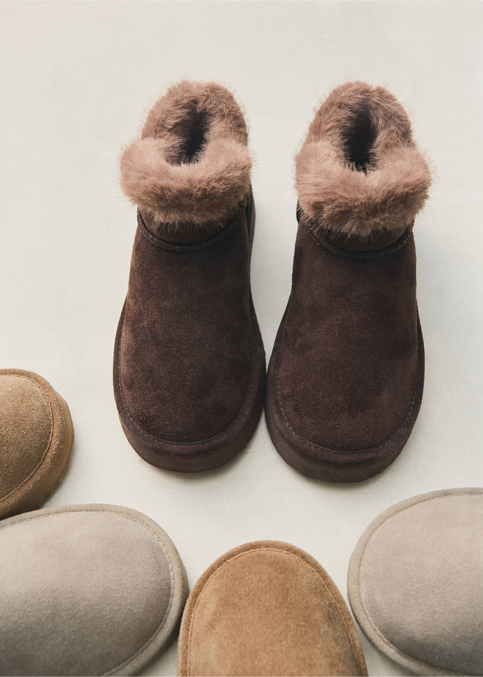 Shearling-lined ankle boots - Details of the article 5, Chocolate. Ref: 37047783-00.