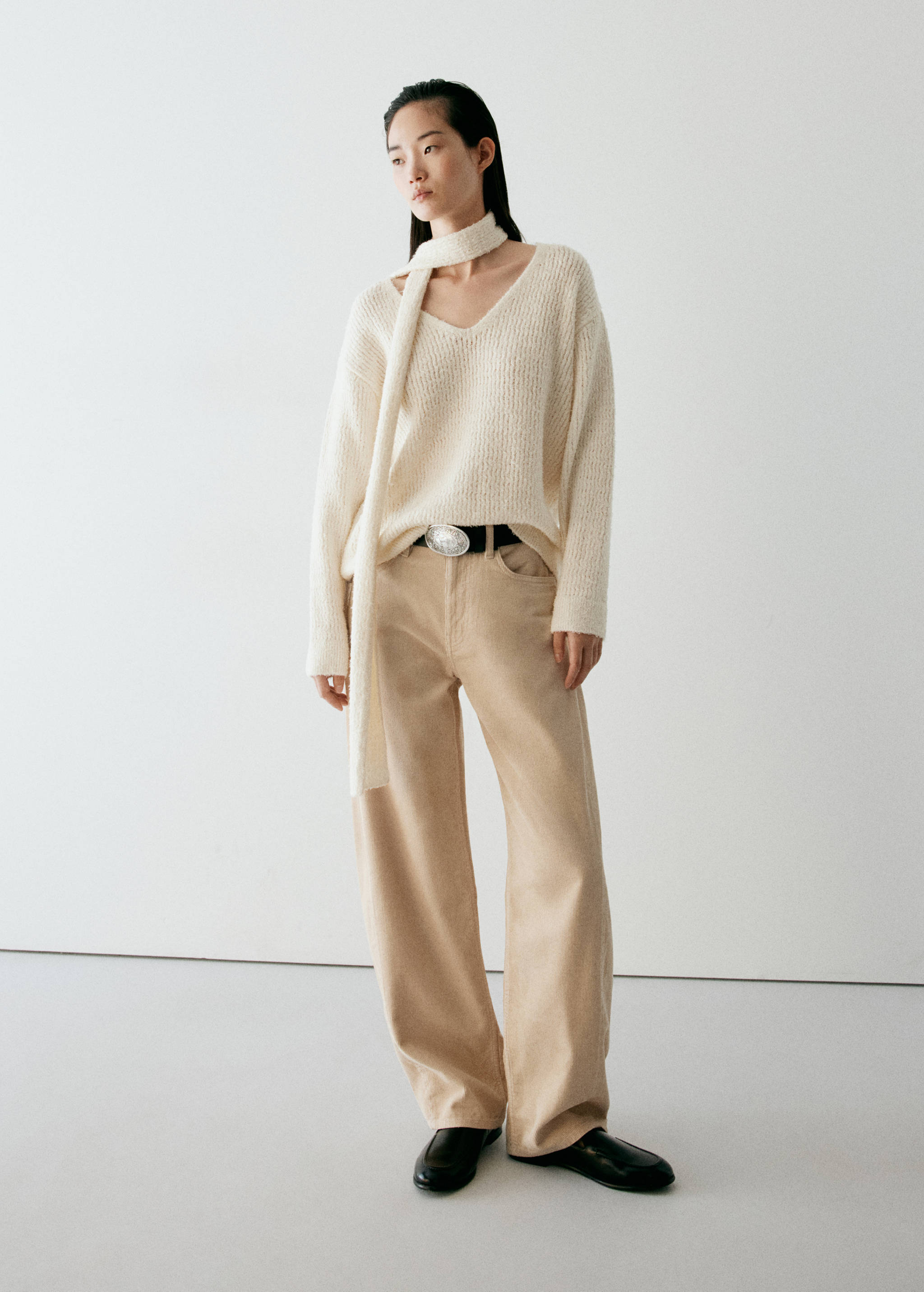 Balloon-fit corduroy pants - General plane